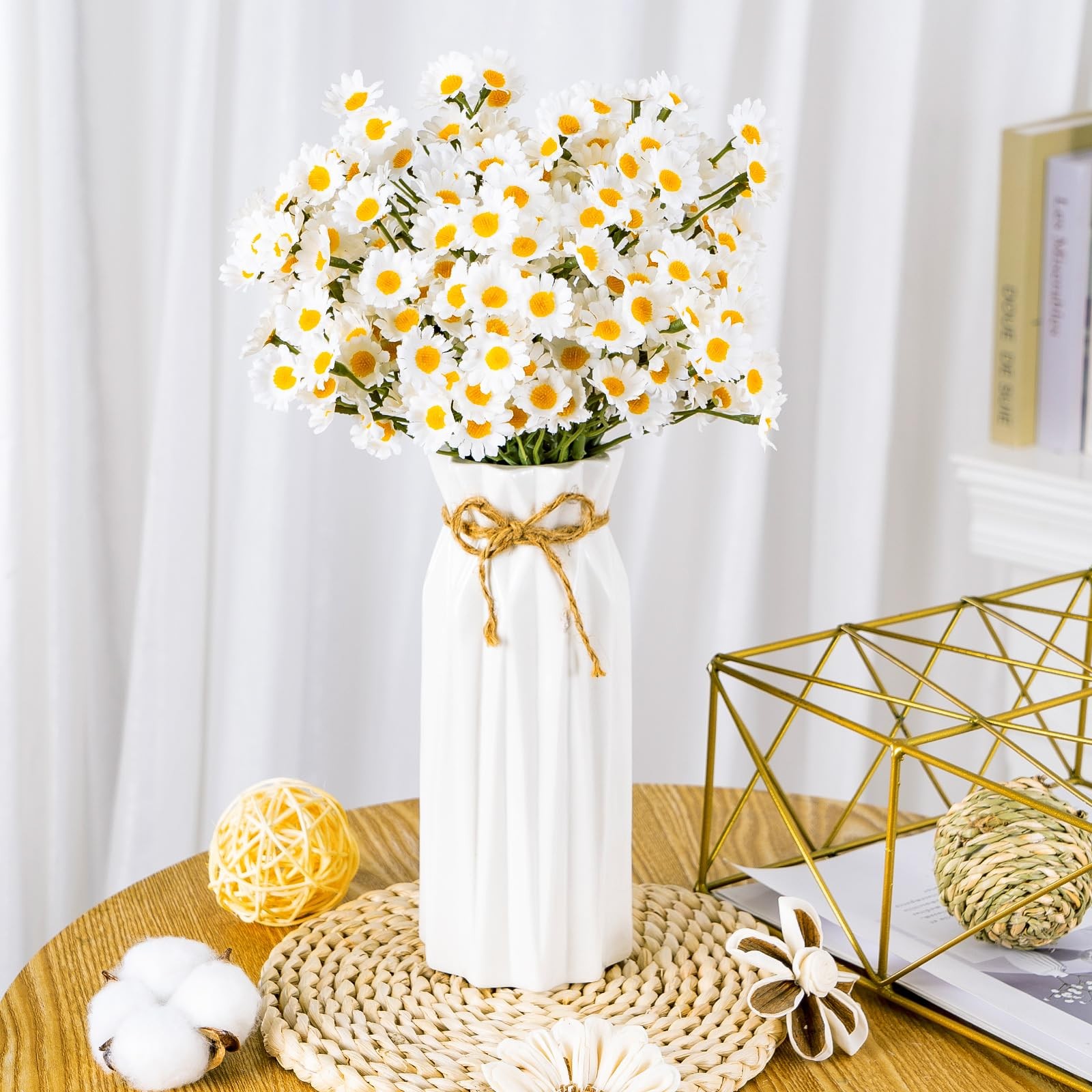 ALDMIO 36Pcs Artificial White Daisy Flowers, 6 Bundles 10 Inch Small Fake Dai…