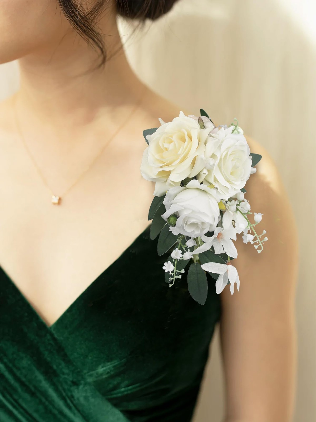 1 Pc Floral Shoulder Corsages White Green Rose Mother of The Bride Corsage
