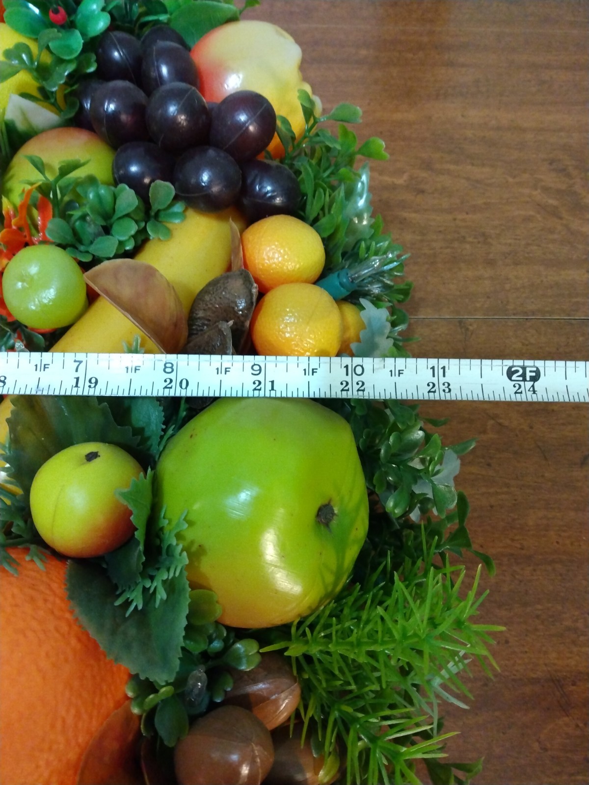 VTG Fall Christmas Door Wreath Large 23″ Fruit Nuts Apples Berries Lighted w/Bow