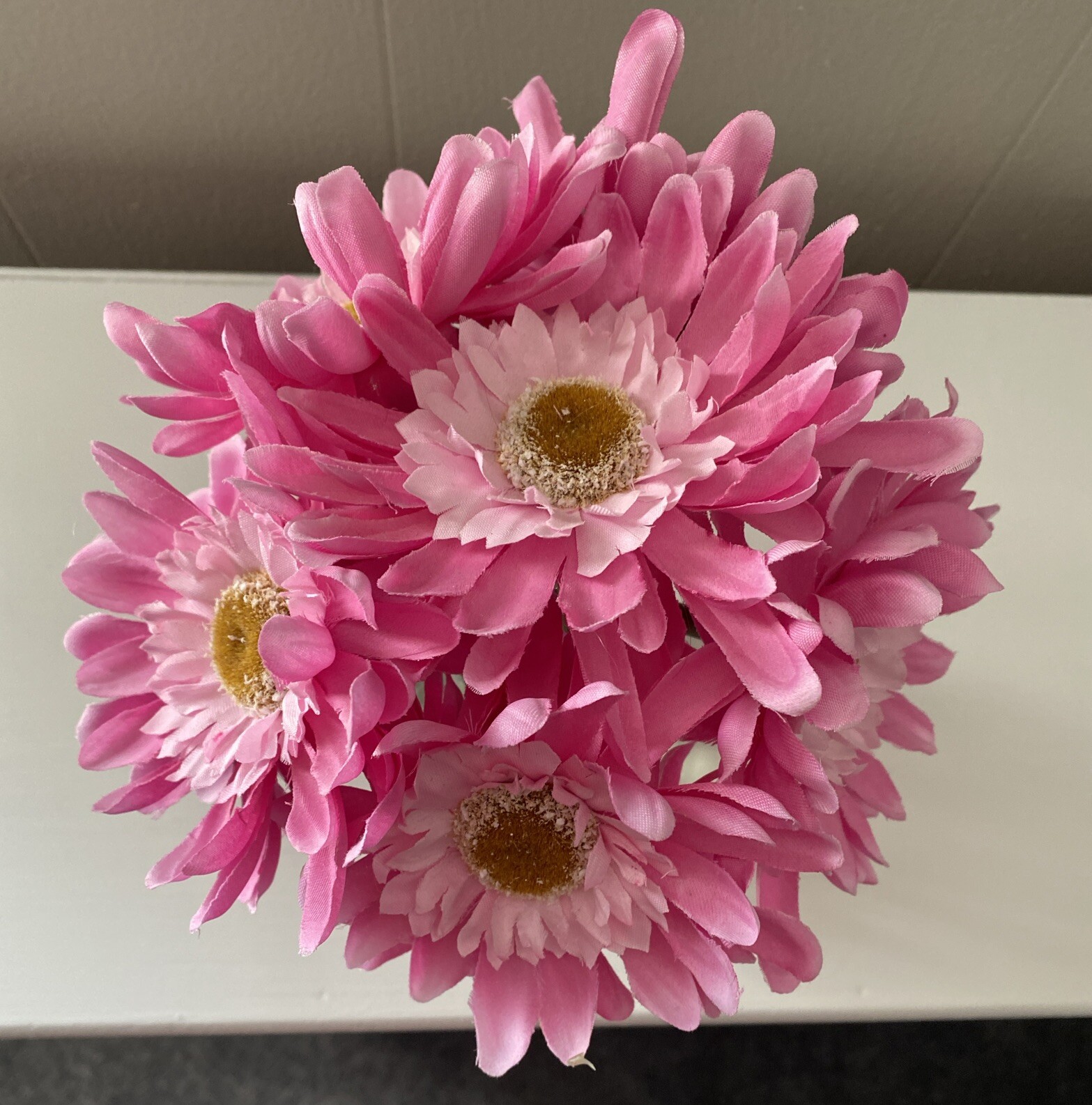 Faux GERBERA FLOWER Arrangement in Clear GLASS VASE PINK YELLOW GREEN PRETTY!