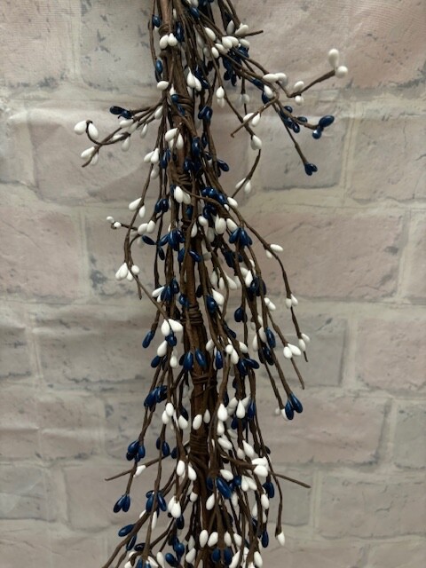 Pip Berry Garland Navy and White MIX 4′ FULL BEAUTIFUL BERRIES