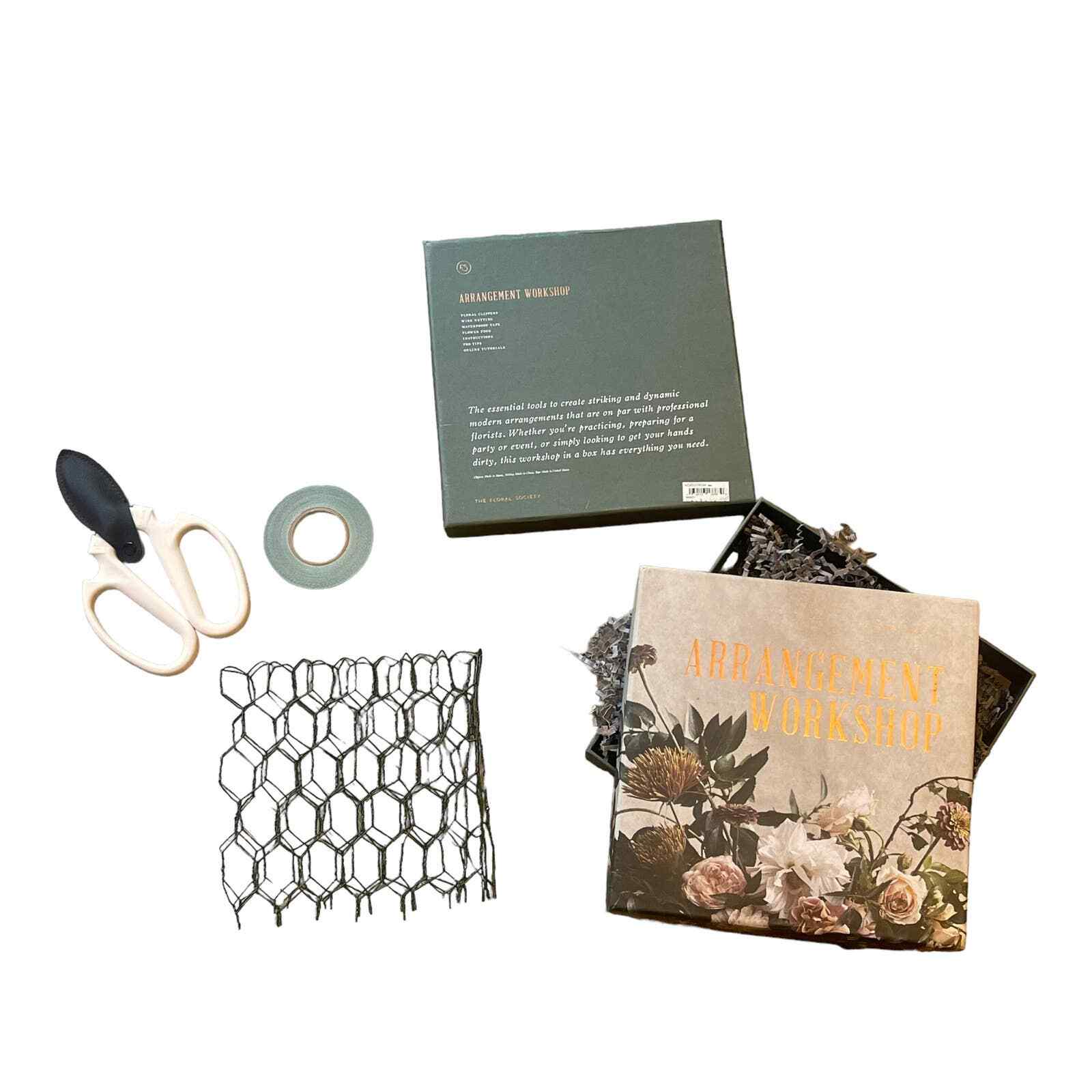 The Floral Society Arrangement Workshop Kit Open Box NWT