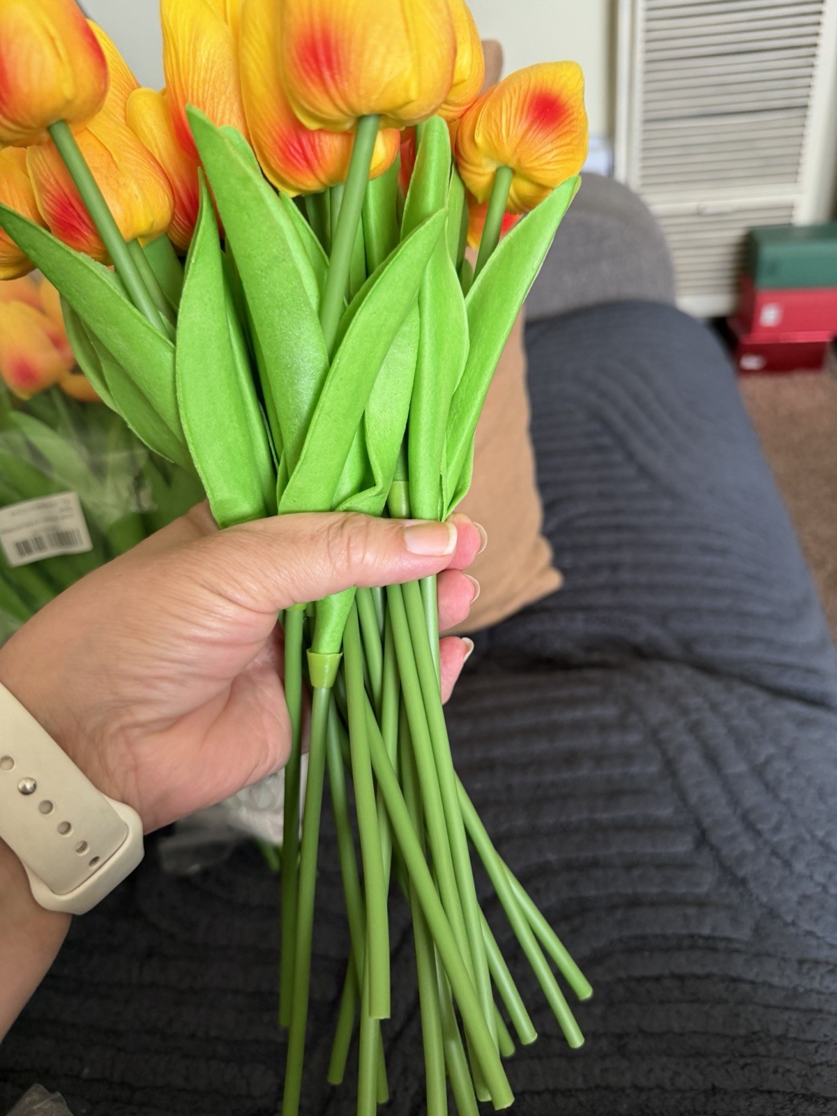50 Pc Fake Tulips Latex Flowers PU Tulips with Stems Bright Yellow real touch