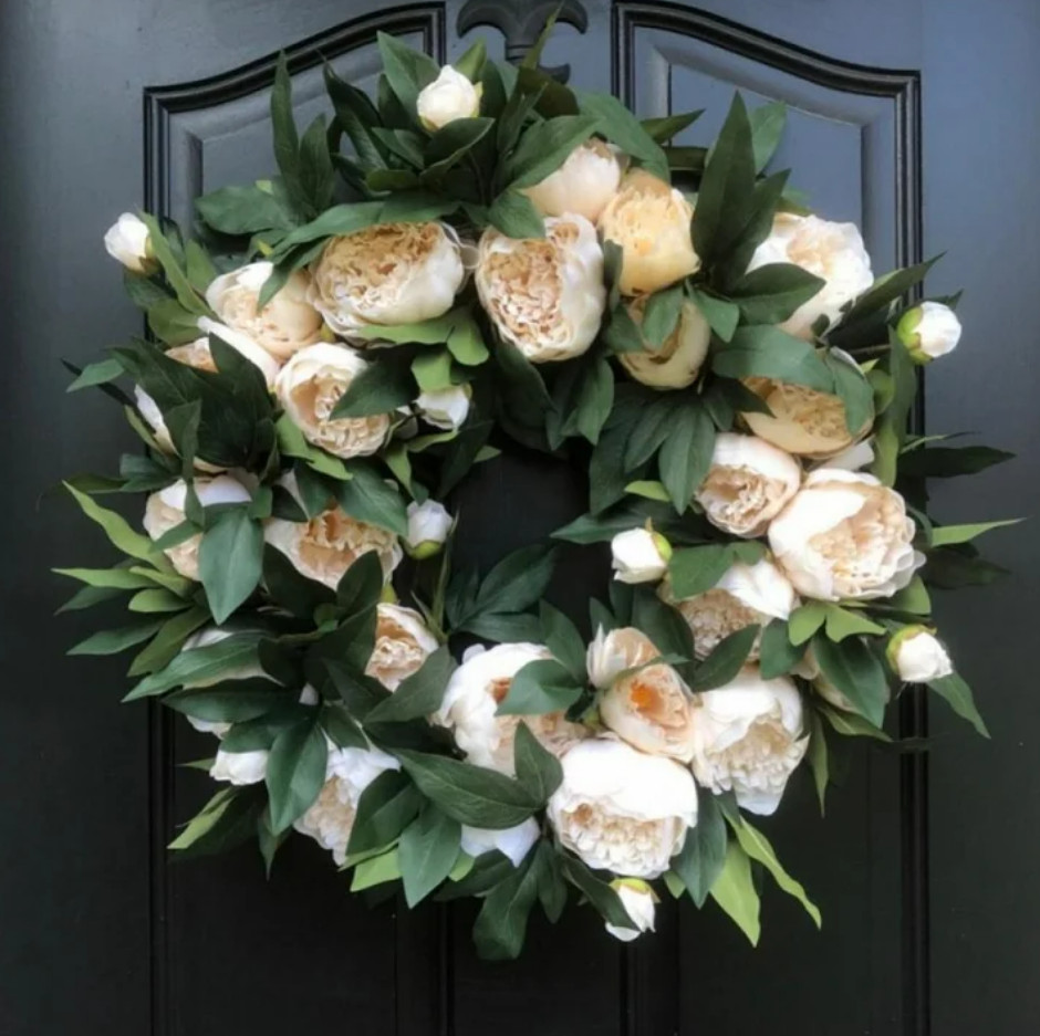 Exquisite Floral Garland Pendant: Elevate Your Festive Atmosphere with Beautiful