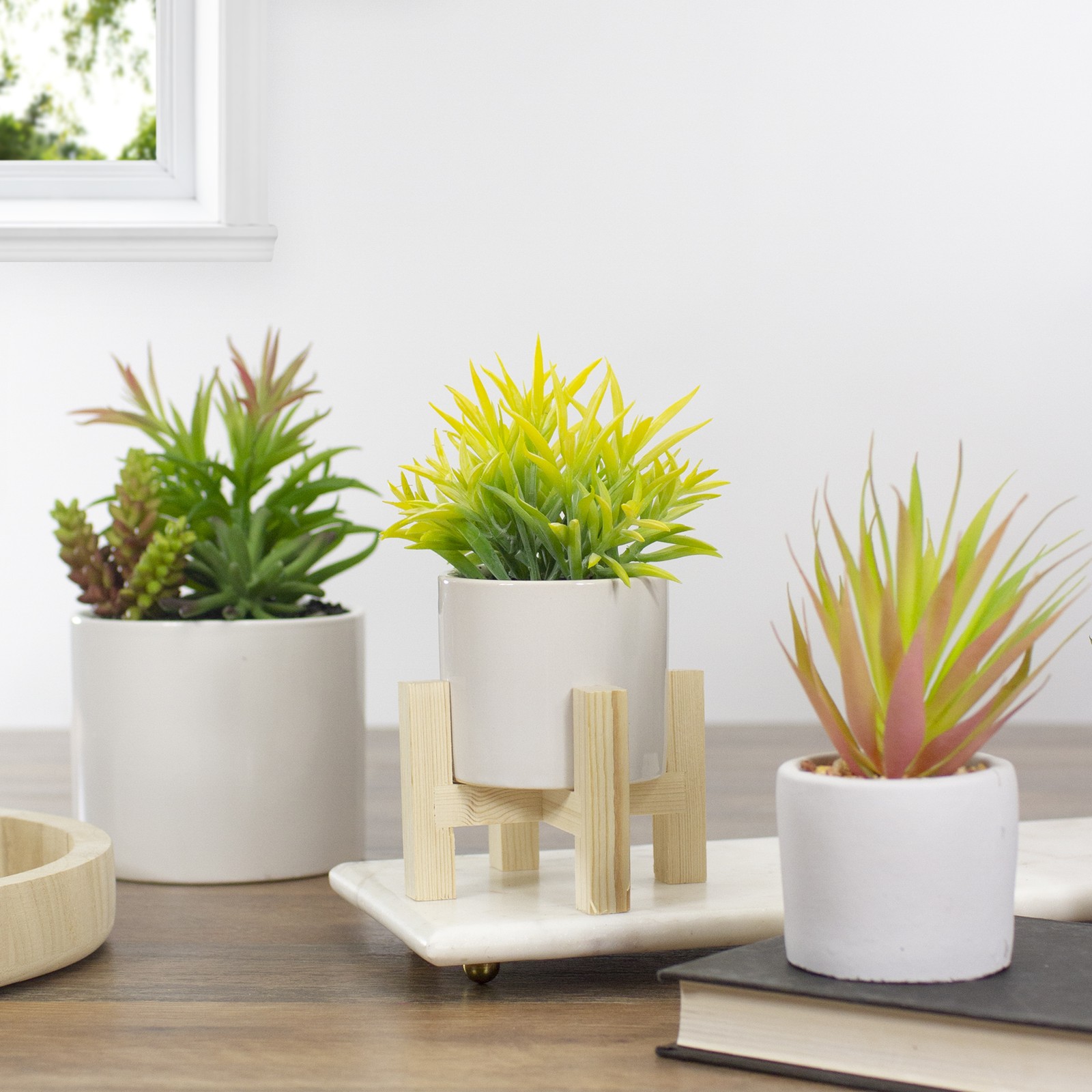 Northlight 8″ Potted Green Artificial Succulent with Wooden Stand