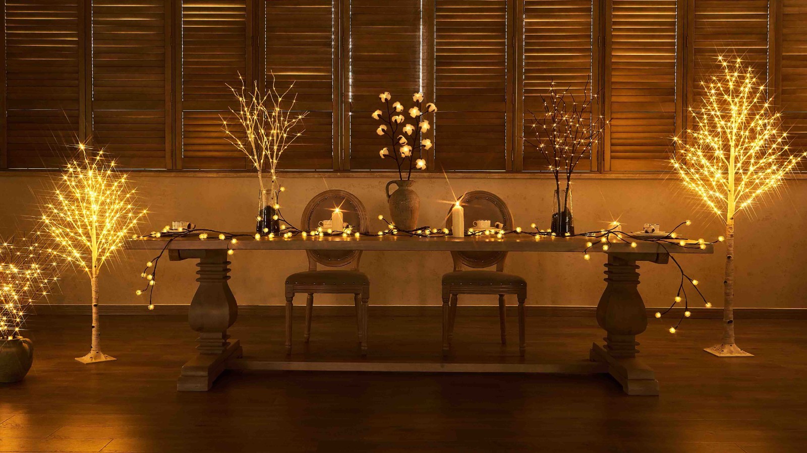 Lighted Brown Willow Branches Set of 2 – 32″ Battery Operated with Timer, 100 LE