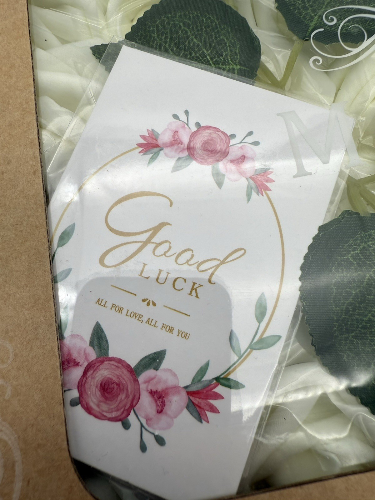 Macting 30pc Faux White Flowers (Roses) New In Box