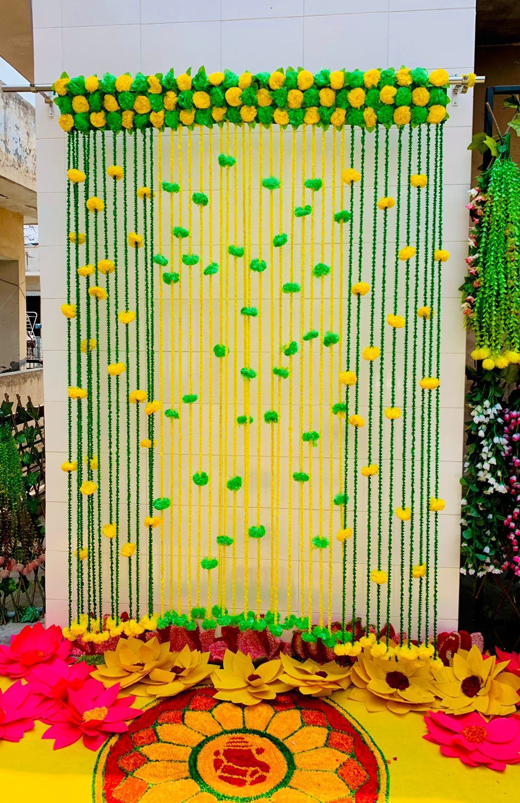 White Decoration Backdrop Panel With artificial floral Strings Party Backdrop