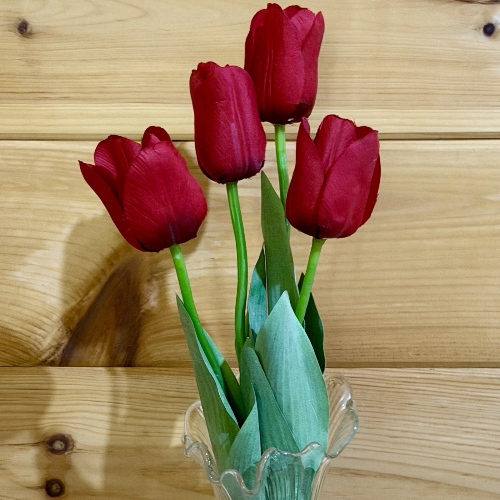 Faux Floral Bouquet 4 Red Tulip 18″ Bud Vase Artificial Flower Stem Arrangement