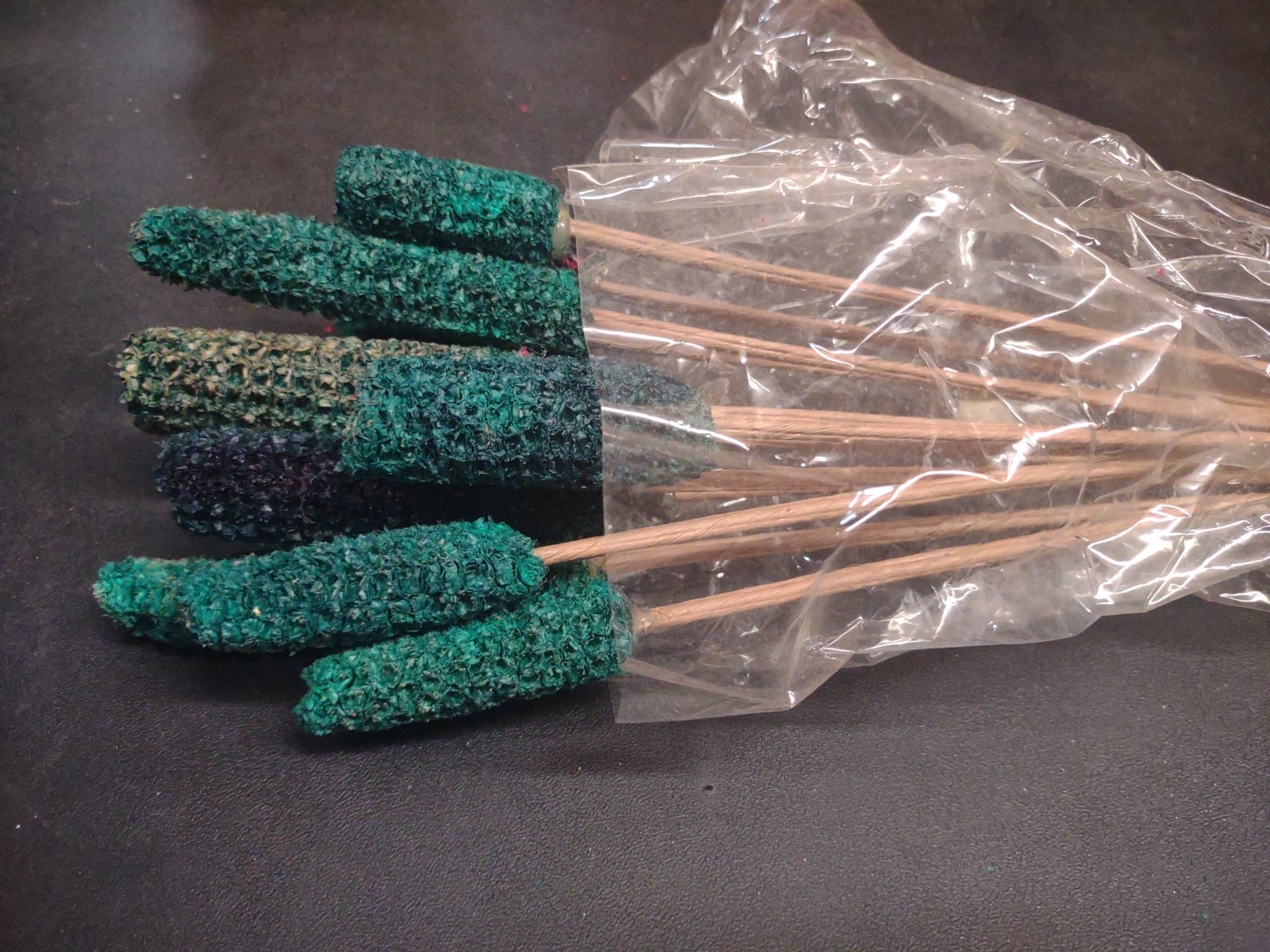12 Stems of Corncobs, Real Dried Corn Cob “Pods” Teal Blue-Green Turquoise 20″
