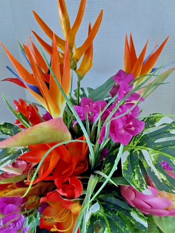 Artificial tropical floral arrangement (ROUND)