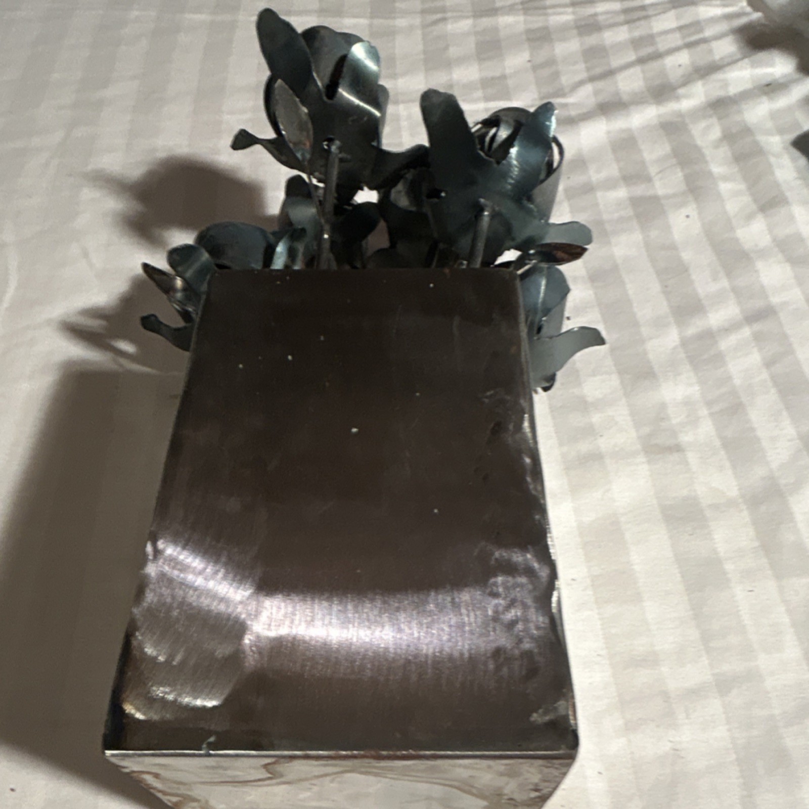 Metal Artificial Rose Flower Arrangement Centerpiece Table Decor