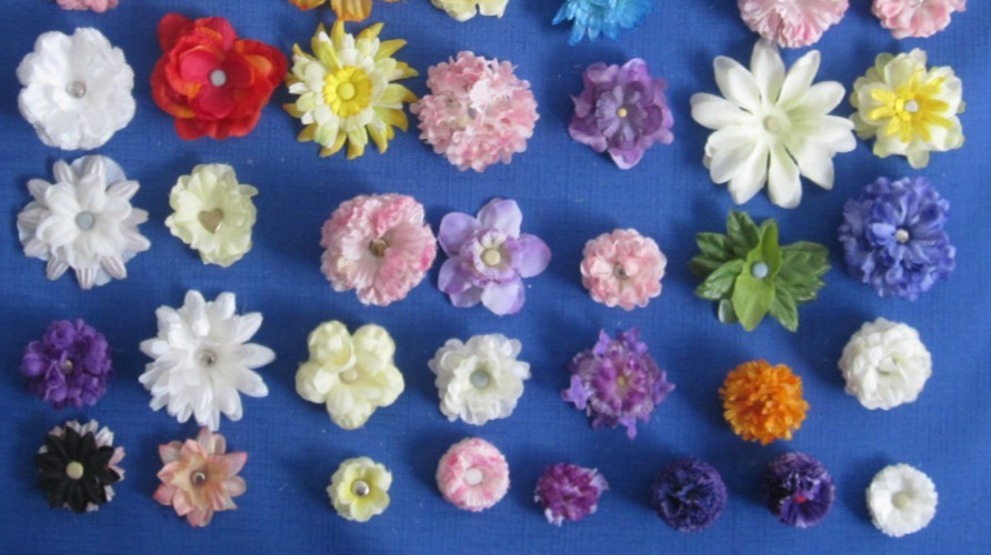#5 Lot-50 Small/Medium Layers Used Silk Flower Petals 1-3″ Brads Multiple Colors