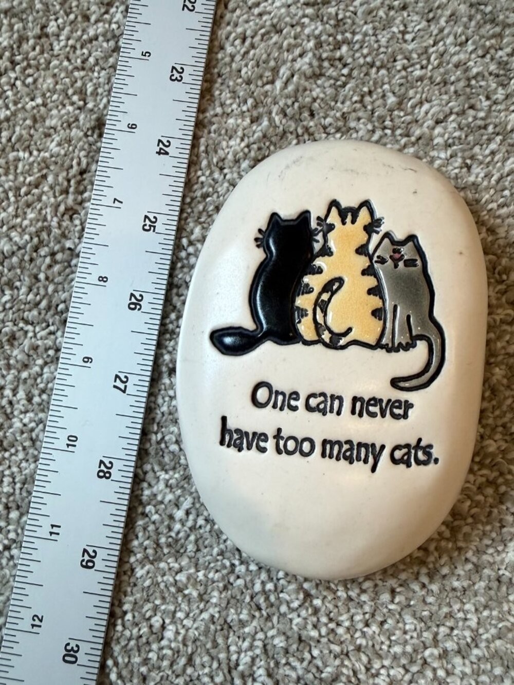 August Ceramics Cat Paperweight garden decor