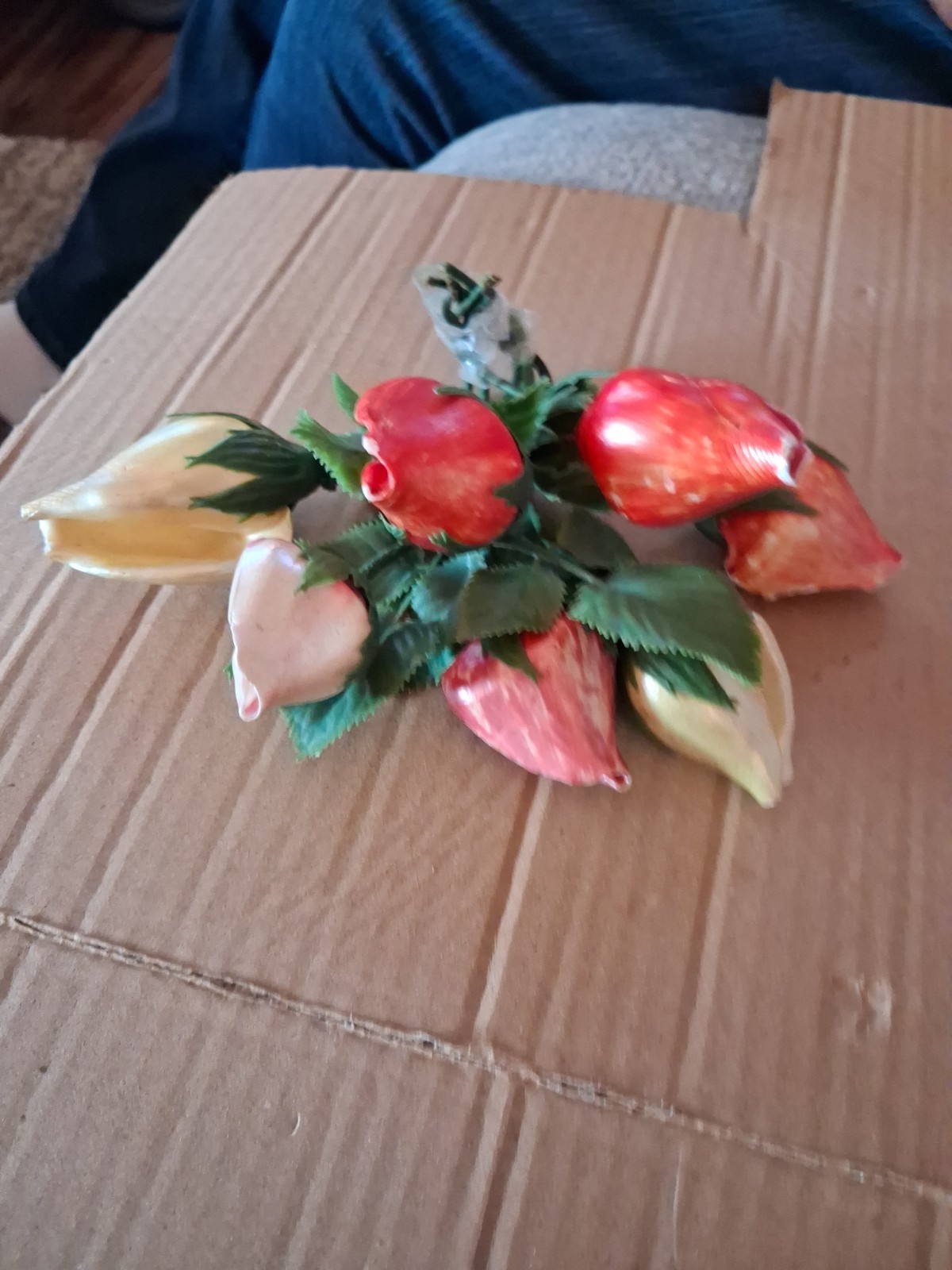 Handmade Hand Pained Stem Sea Shell Rose Buds Flowers Set of 7 Home Decor