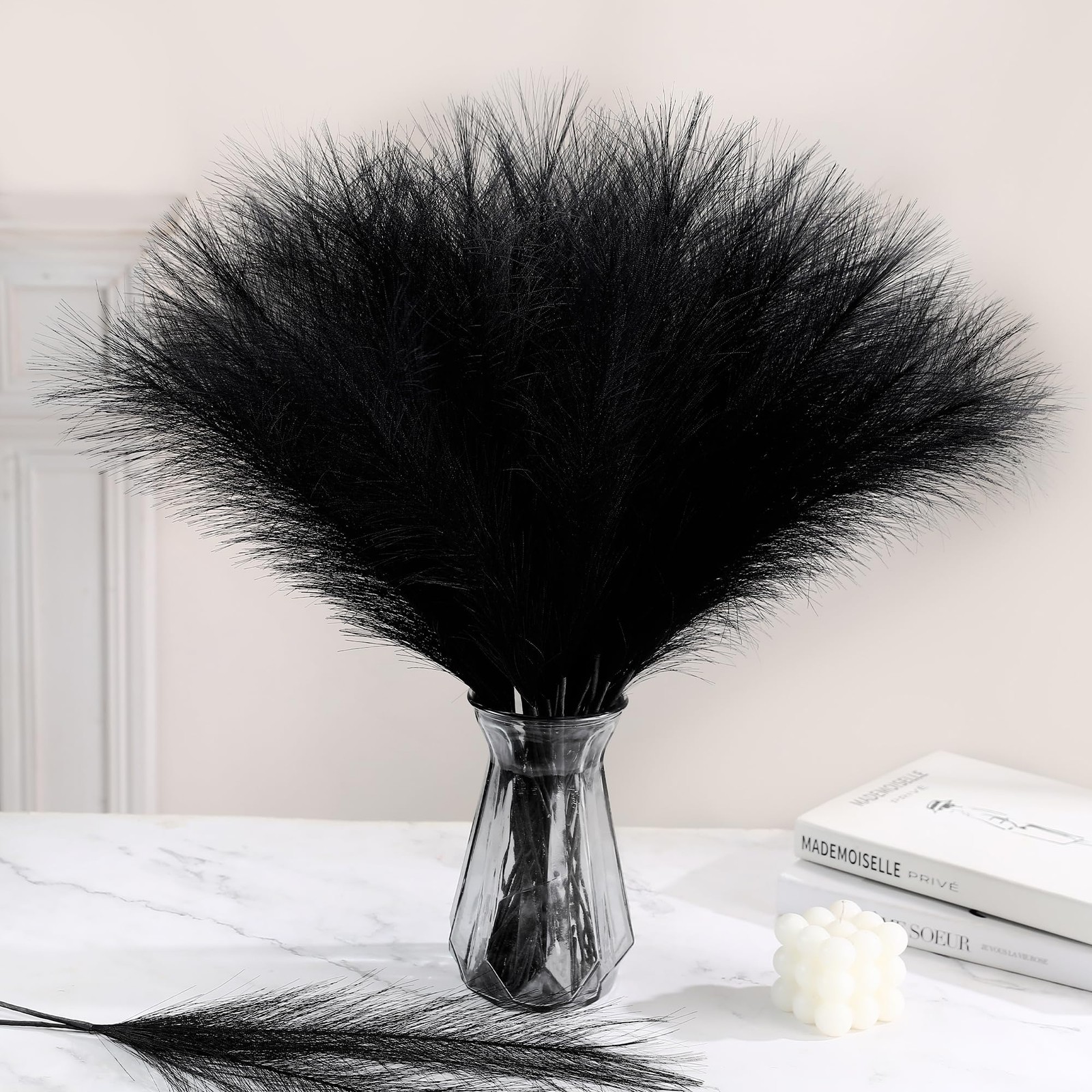 36 PCS Black Pampas Grass 21.6 Inch Faux Artificial Fluffy Flowers Decor