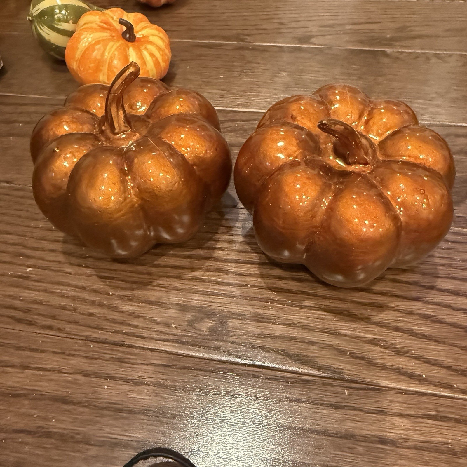 30 +Pcs Artificial Fall Decorations-Floral Picks, Pumpkins, Acorns & Garland