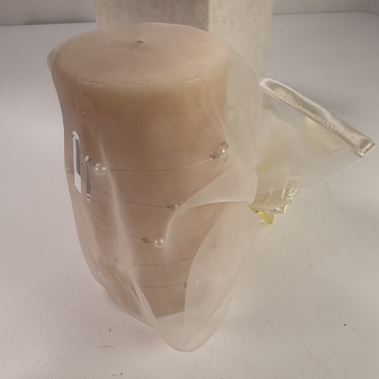 Things Remembered Vanilla Scented Pillar Candle with Pearl & Ribbon Decor NEW