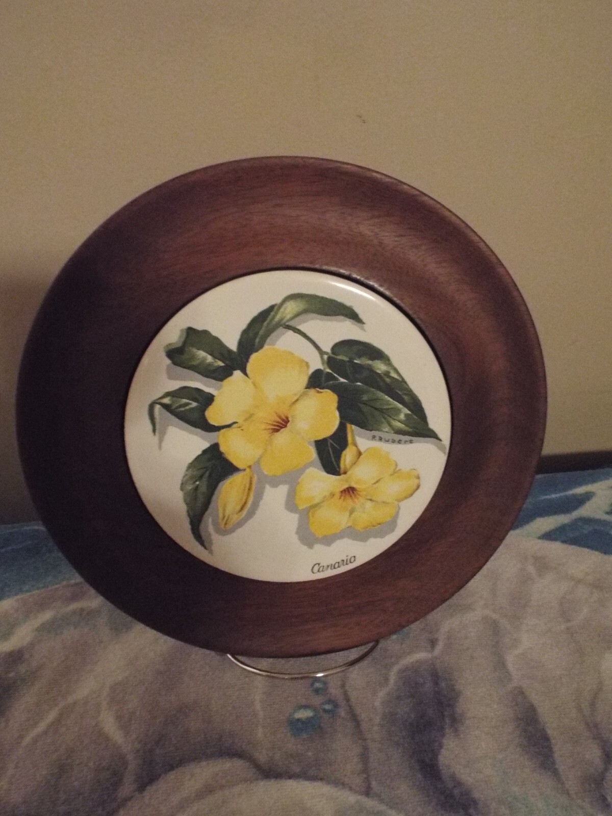 Canaria Flower Wall Hanging