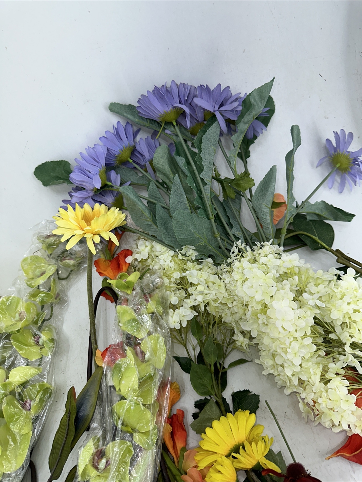 Artificial Flowers Mixed Lot Foliage Leaves Flowers Decor Wedding Party Holiday