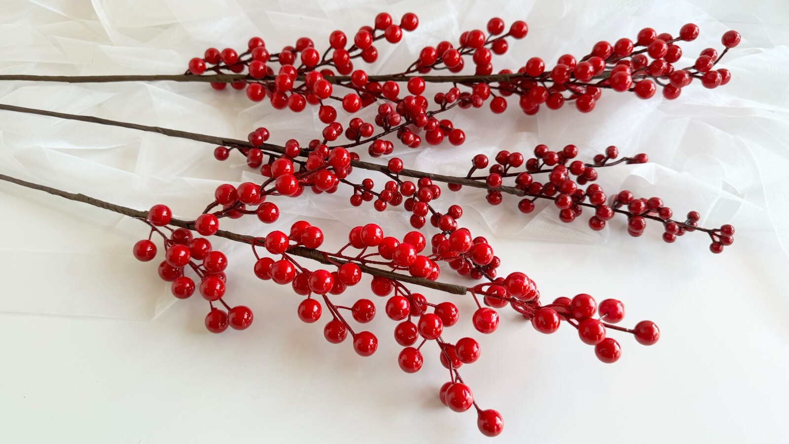 Christmas Red Berry Stems Xmas Decoration Faux Silk Red Berries Festive Florals