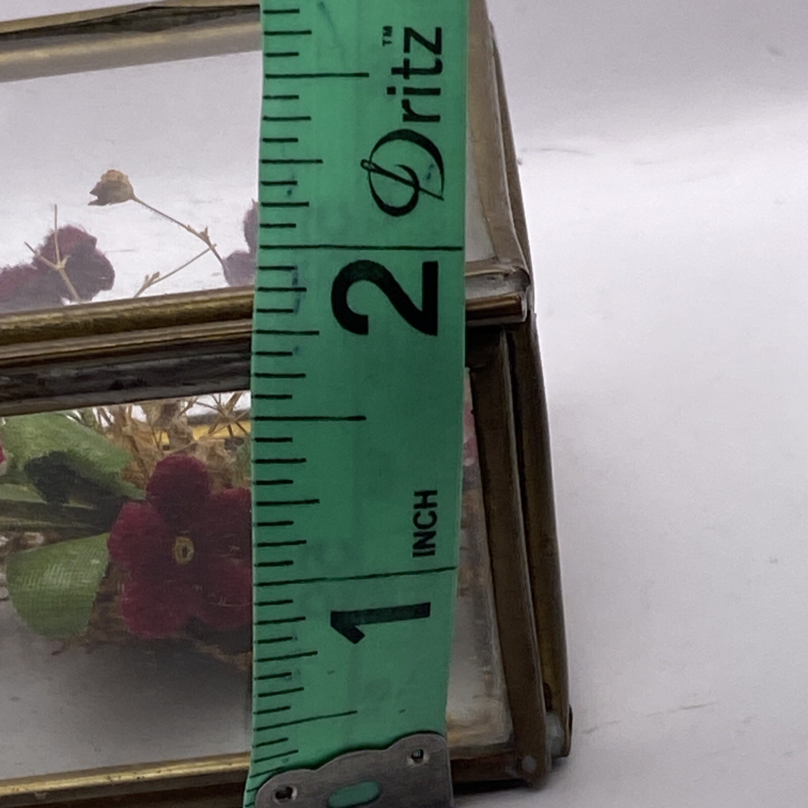 Velvet Flowers in Glass and Brass Box BB7
