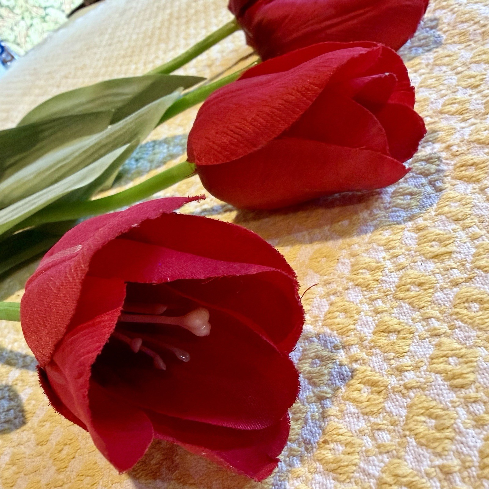 Faux Floral Bouquet 4 Red Tulip 18″ Bud Vase Artificial Flower Stem Arrangement