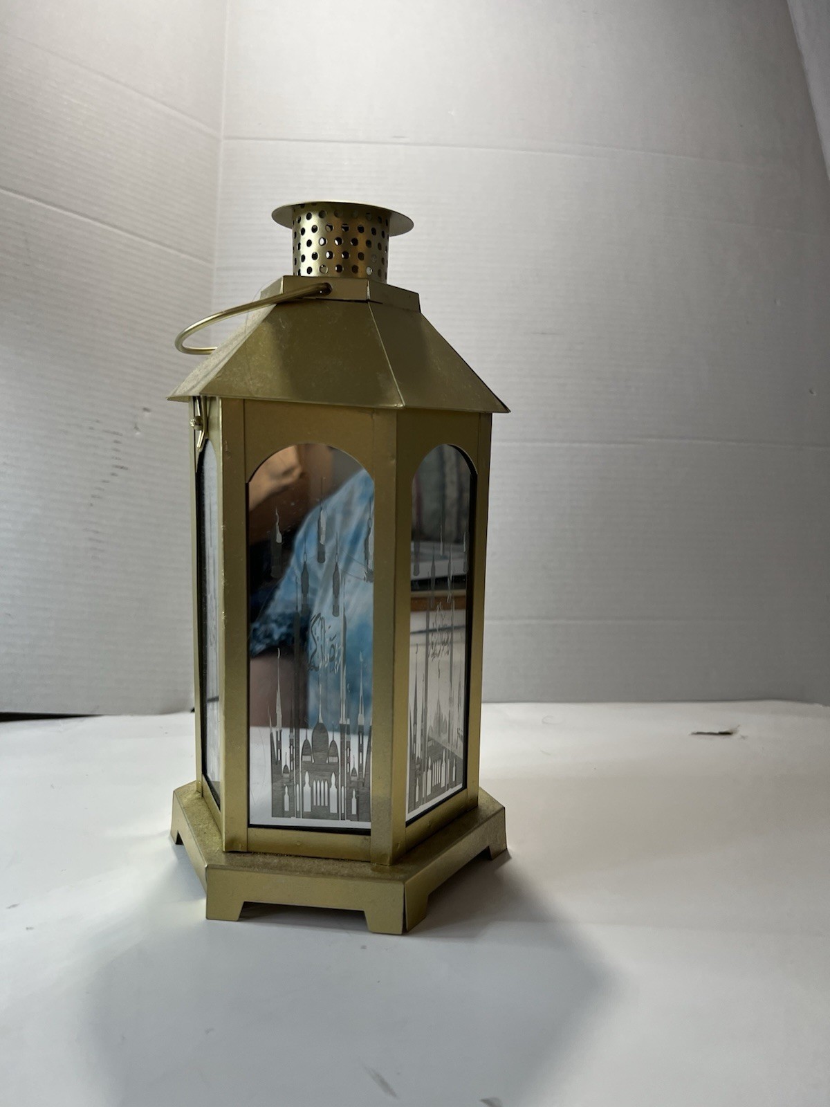 Gold Metal Lantern – Islamic Mosque – Music Box Decor