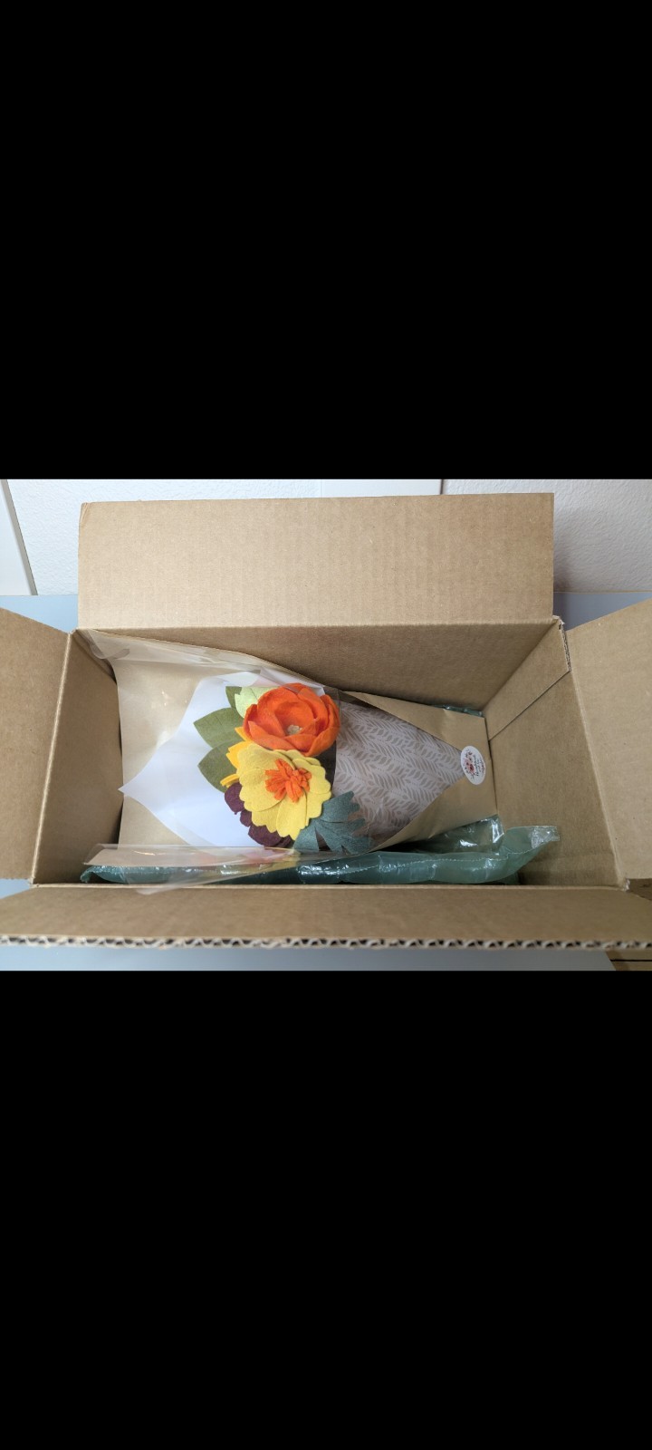 Beautiful Hand Cut Wool Blend Felt Flower Bouquet Gift Wrapped/Great Gift Idea!