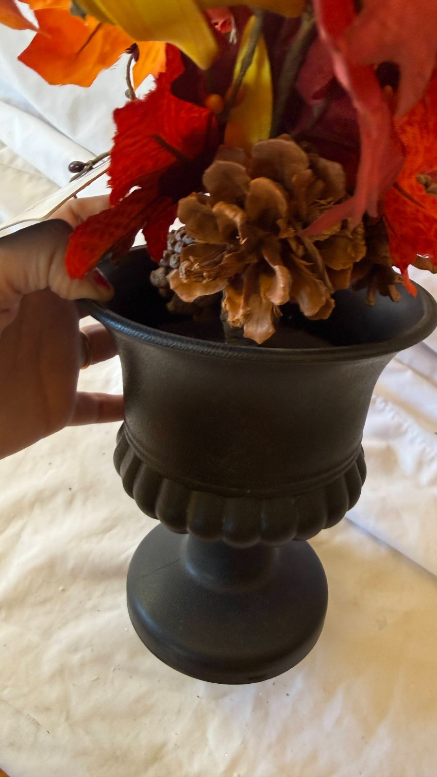 New Glitzhome 24″H Fall Maple Leaf Urn Table Tree
