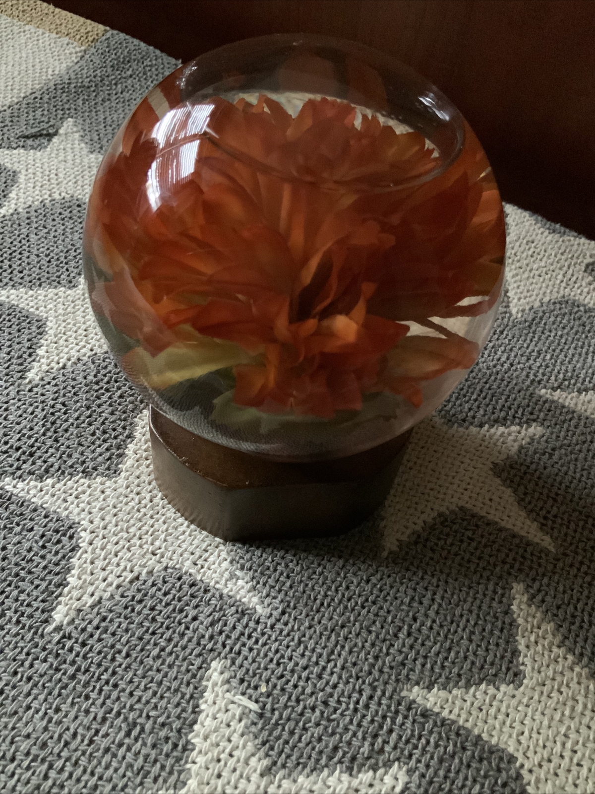 Vintage Red Flower in Water Glass Globe 4.75” X 4”