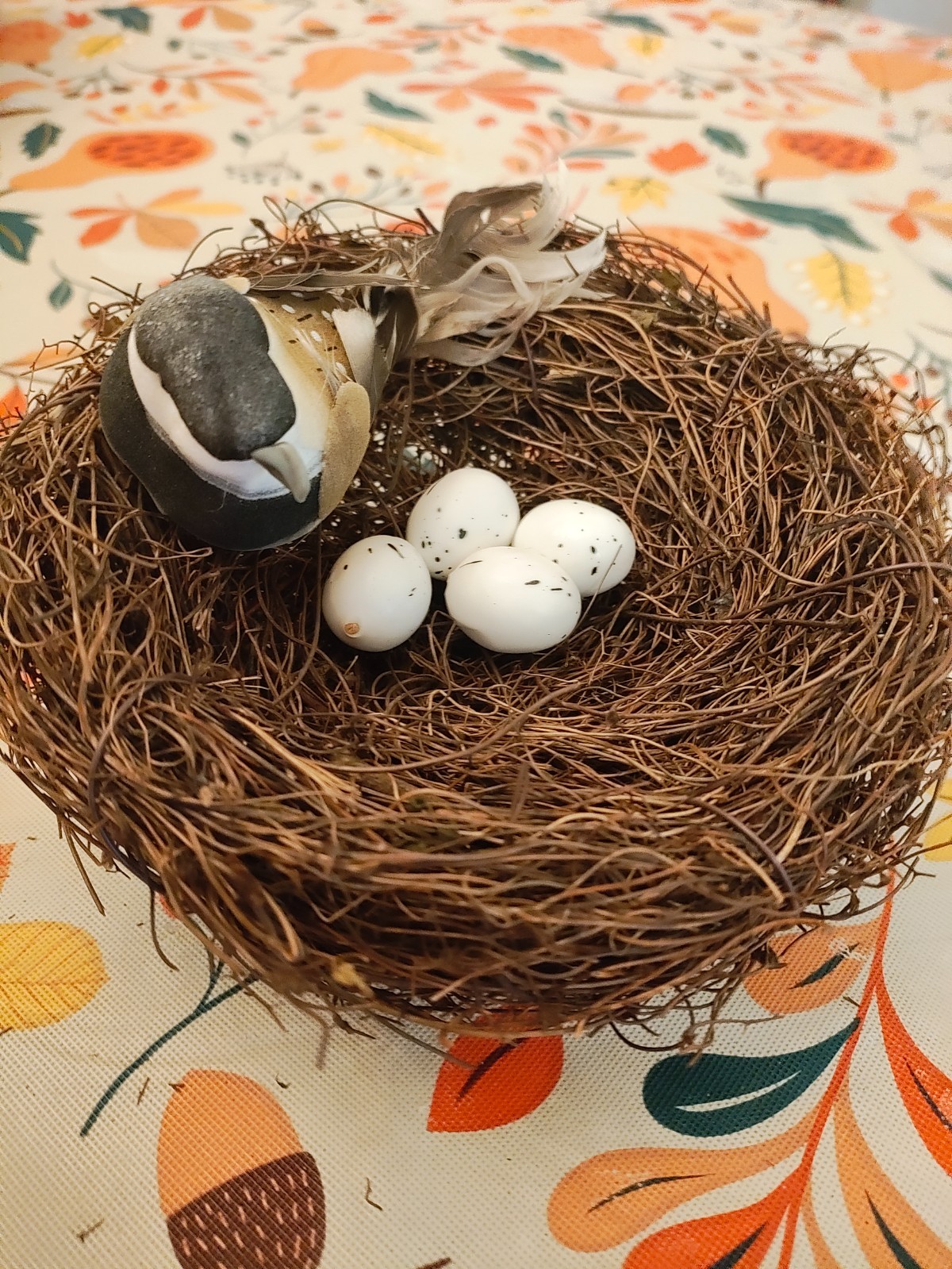 6″ Faux Artificial Bird’s Nest with 2 Bird’s & Colorful Eggs.