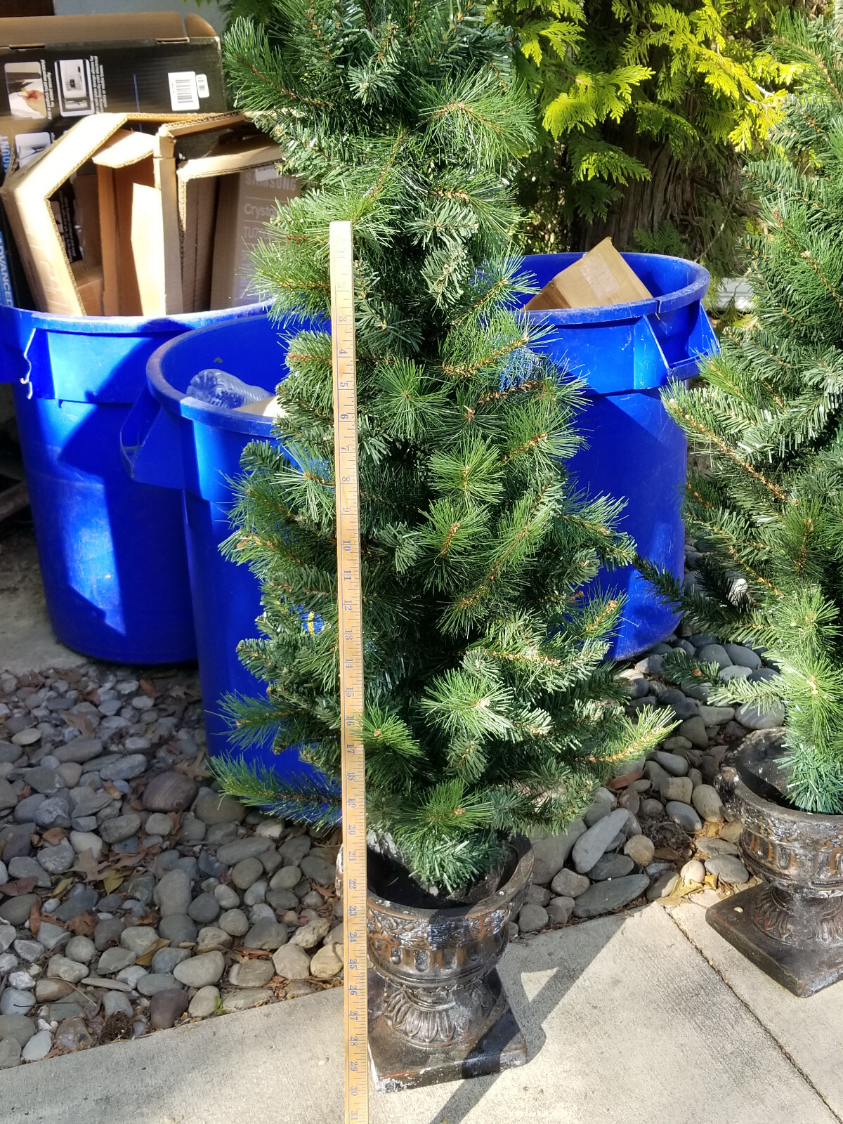 A PAIR OF DECRATIVE ARTIFICIAL FAUX POTTED PORCH PINE PLANTS 4′