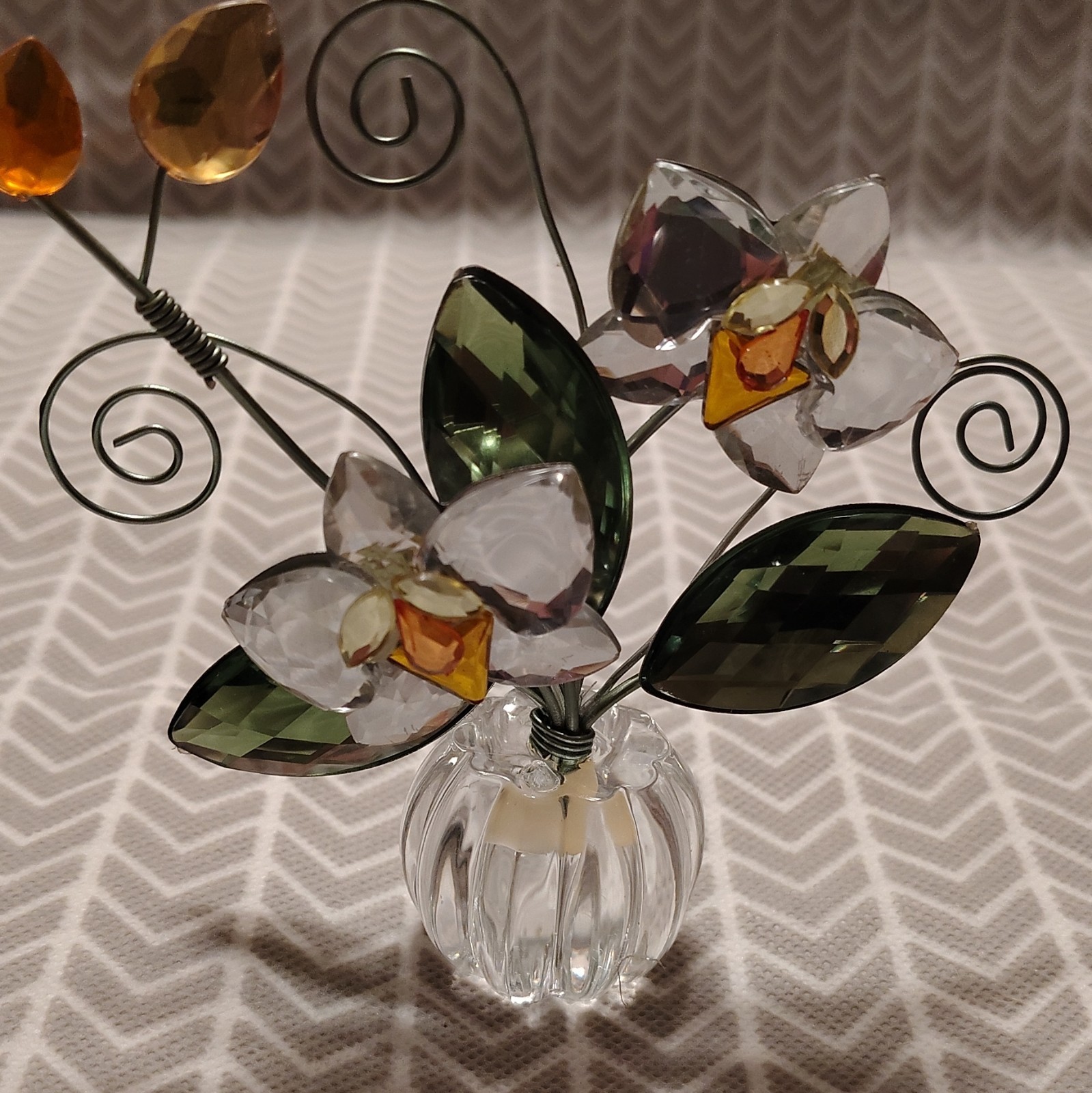 Ganz Crystal Expressions Lily Posy Pot.