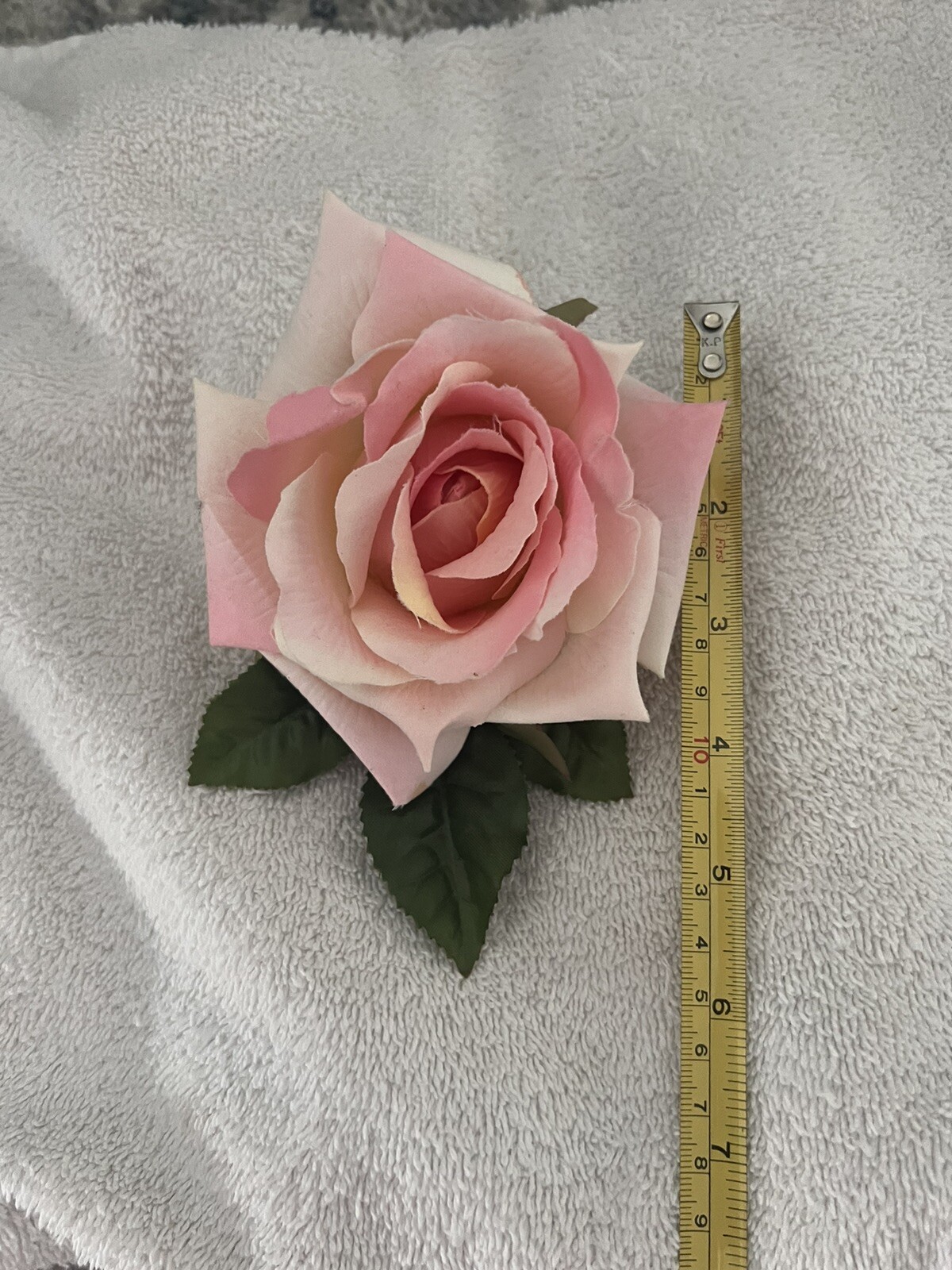 VINTAGE FABRIC ROSE WITH METAL CLIP
