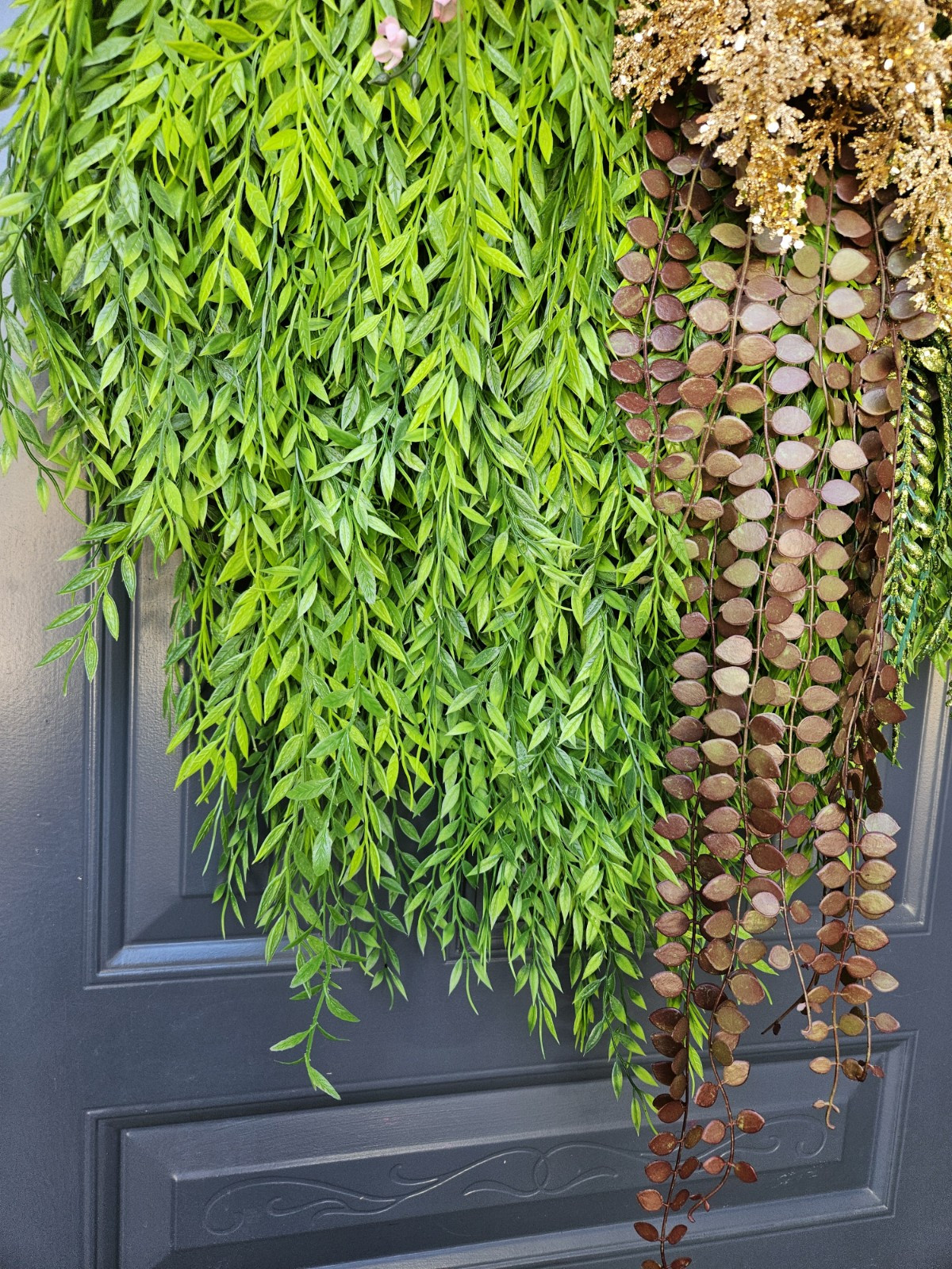 wreaths for front door. Glam, minimal modern for all seasons, hefty.