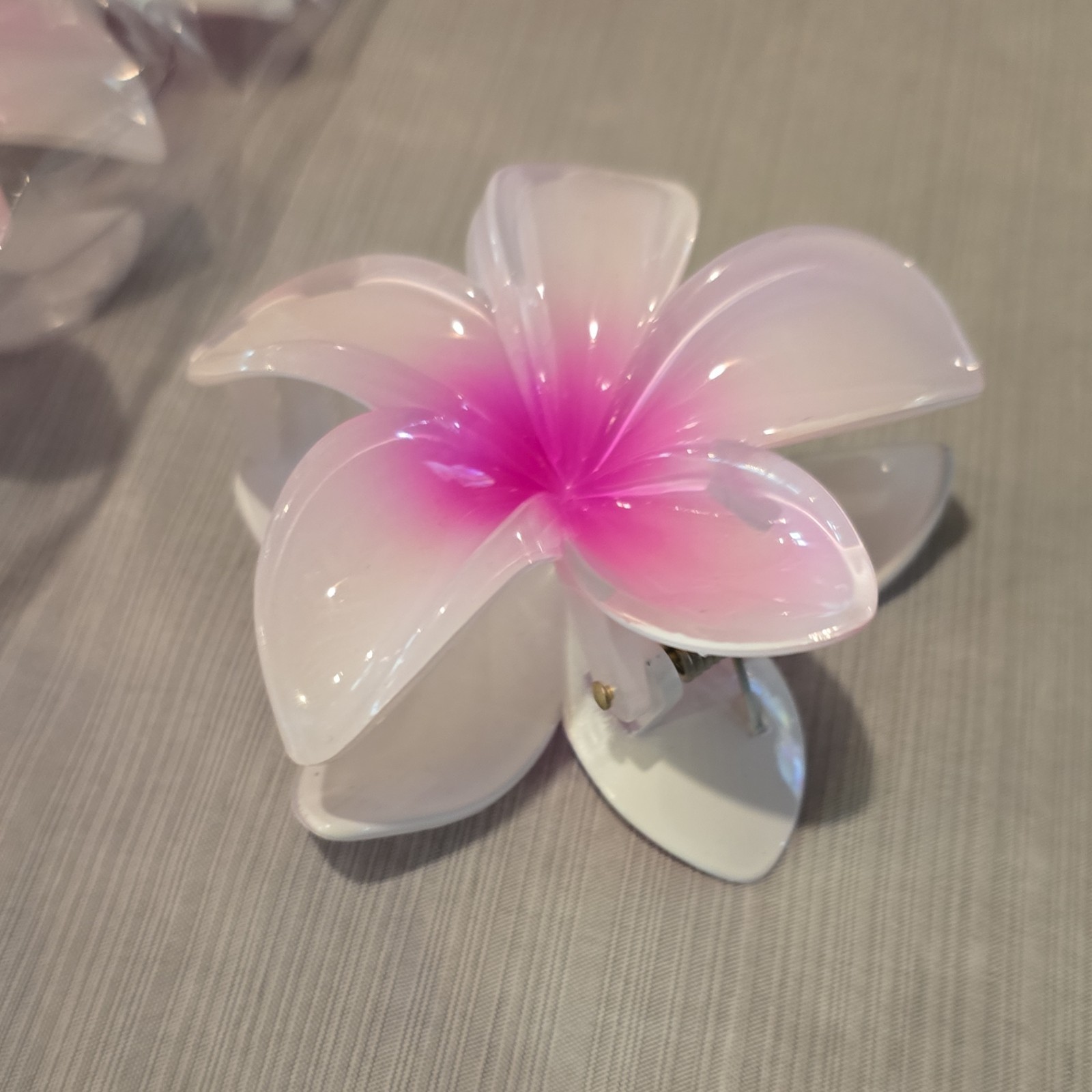 12 Pack of Pink and White floral hair clips