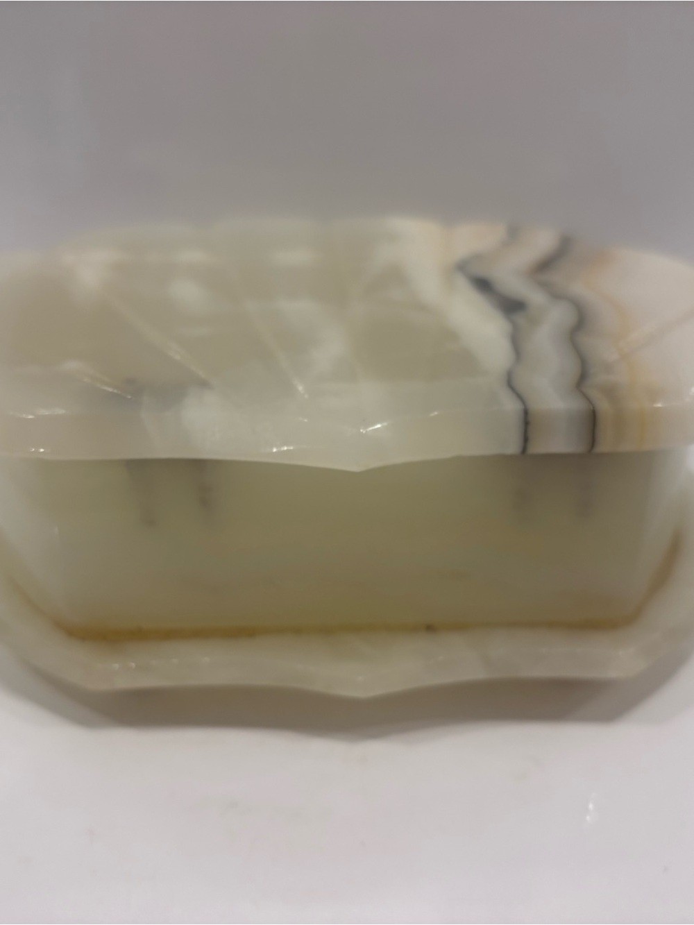 Vintage Banded Onyx Stone Hinged Trinket Jewelry Box Scalloped Lid