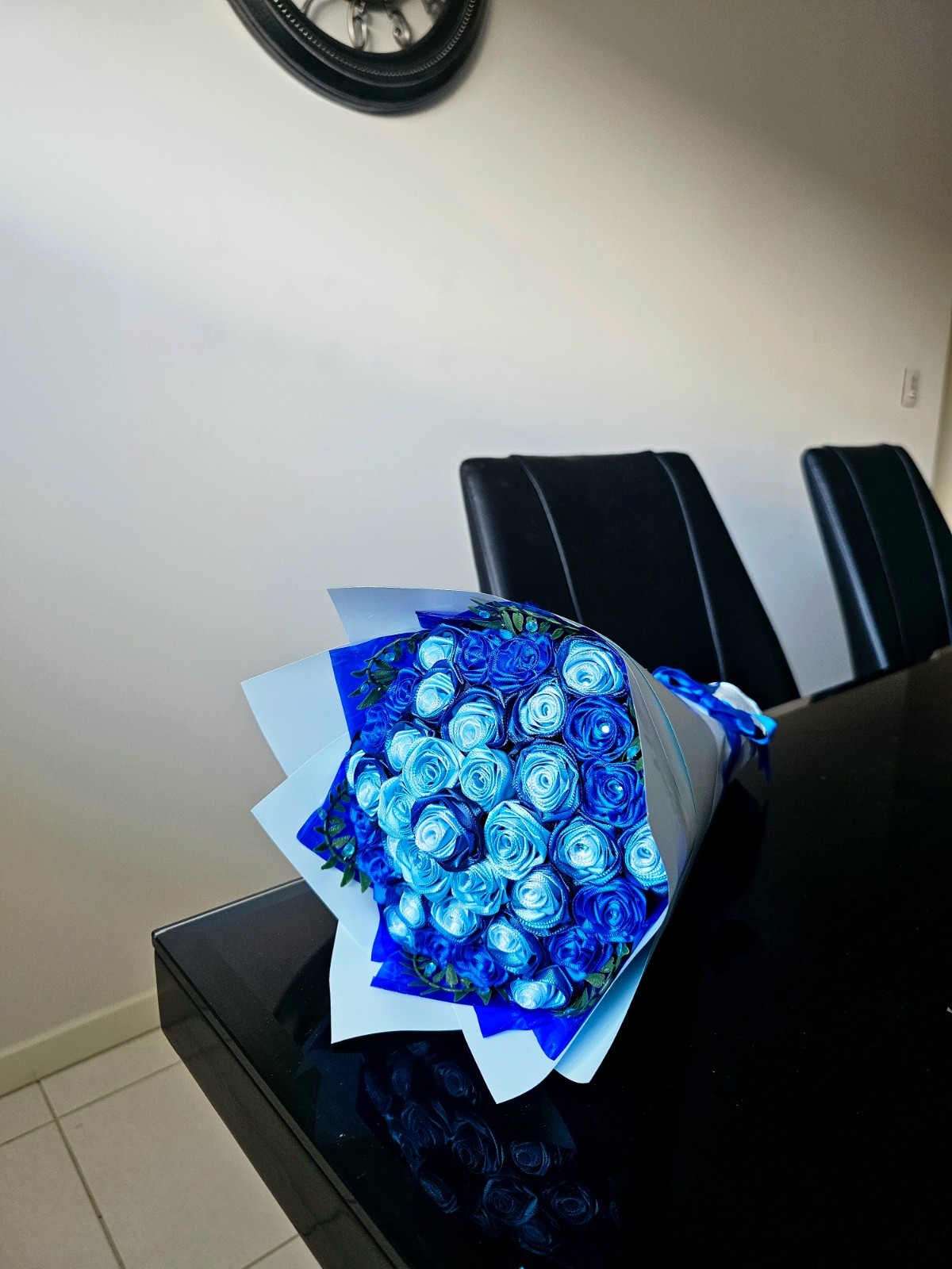 36 Blue Artificial Roses Bouquet