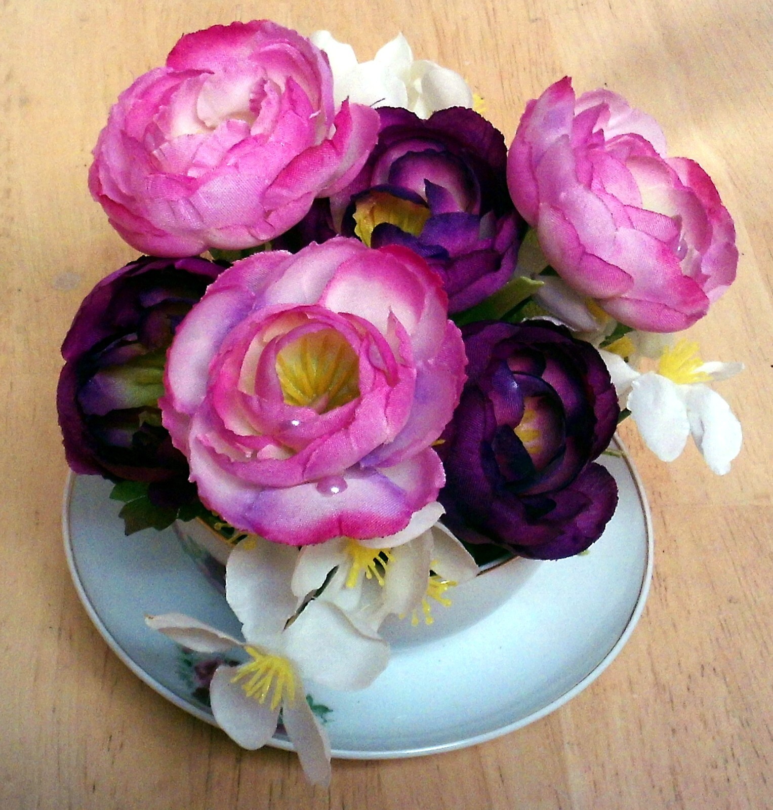Tea cup floral arrangement