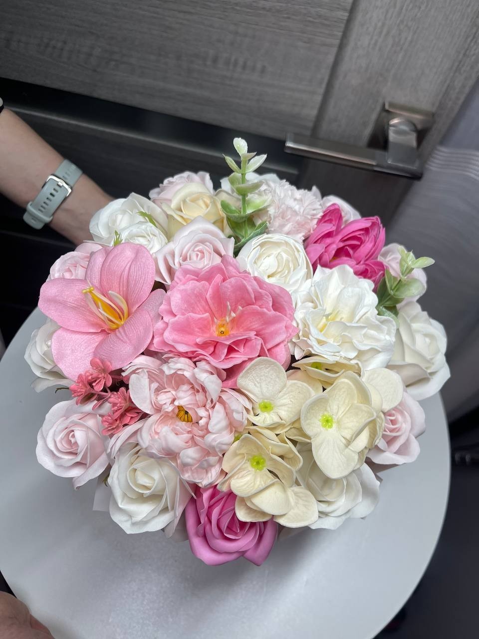 Elegant Soap Flower Arrangement Pink Roses Peonies Gift Box Wedding Decor