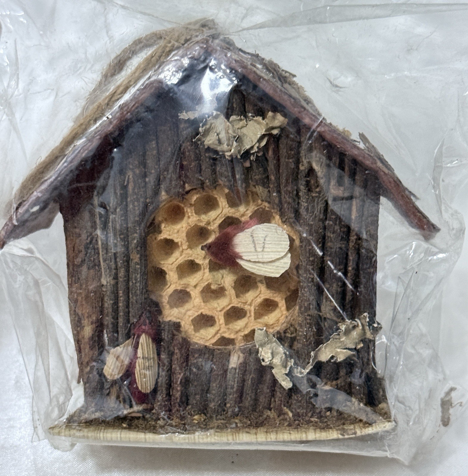 Vintage Garden Accents Decorative Bee’s in a House Decoration Crafting 2001