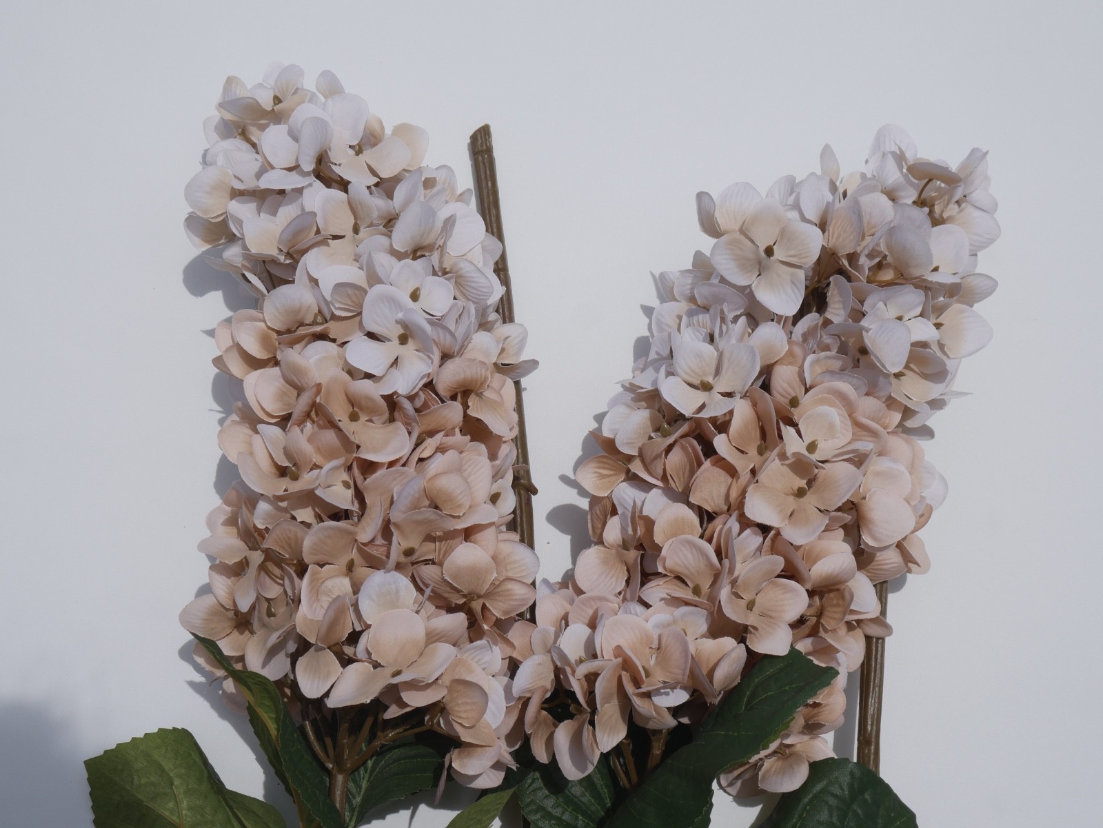 Cone Hydrangea Beige Tan Bouquet Arrangement 4pc Stem Lot NWT NEW 34″ Long