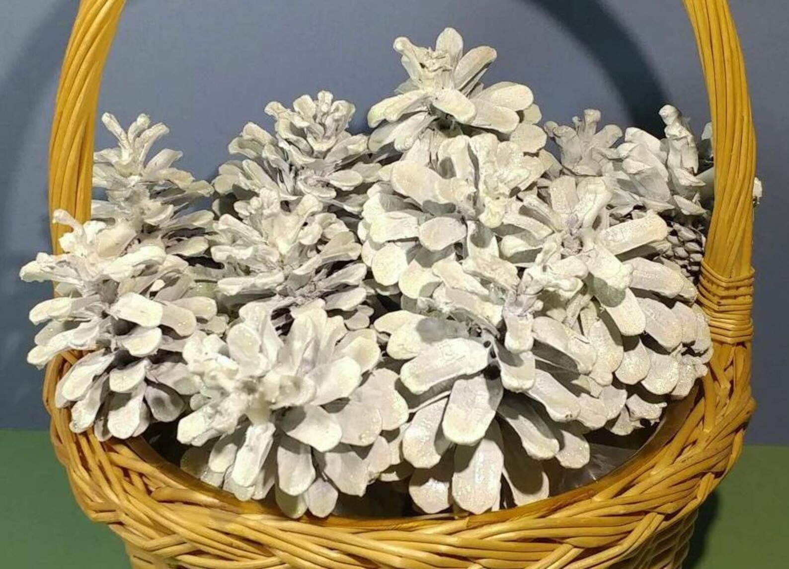 15 White Glowing in the Dark Glittered Pine Cones Hand Painted Natural Pinecones