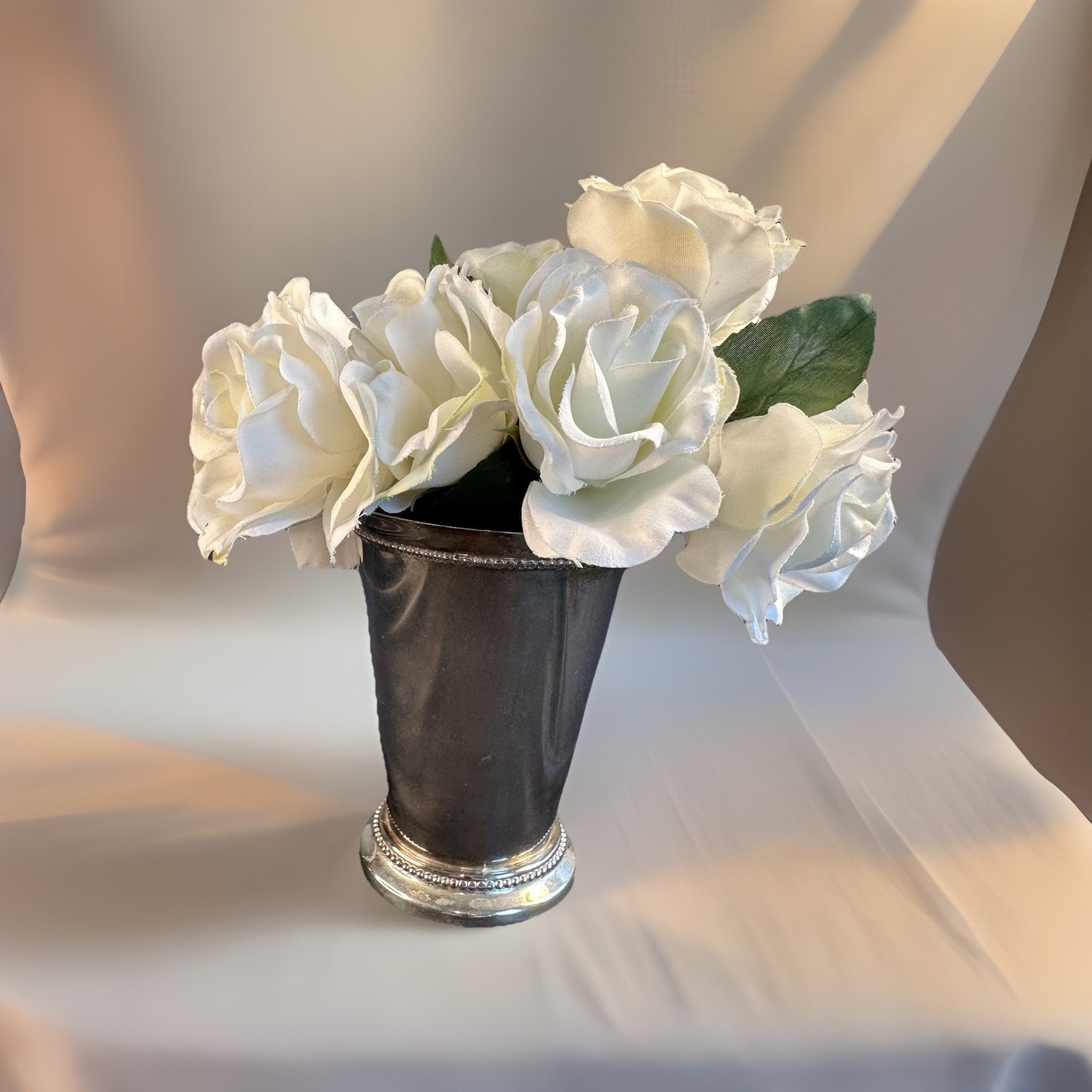 White Silk Flower Arrangement Rose Bouquet Sm Silver Tone Vase Table Centerpiece