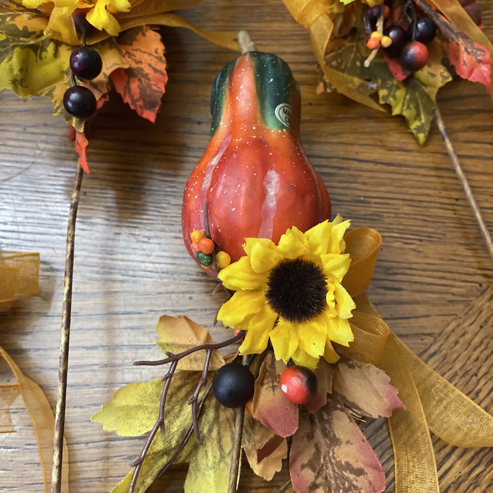 H04 Set of 4 – Artificial Short & Long Neck Gourds w/Fall Flowers on Pics