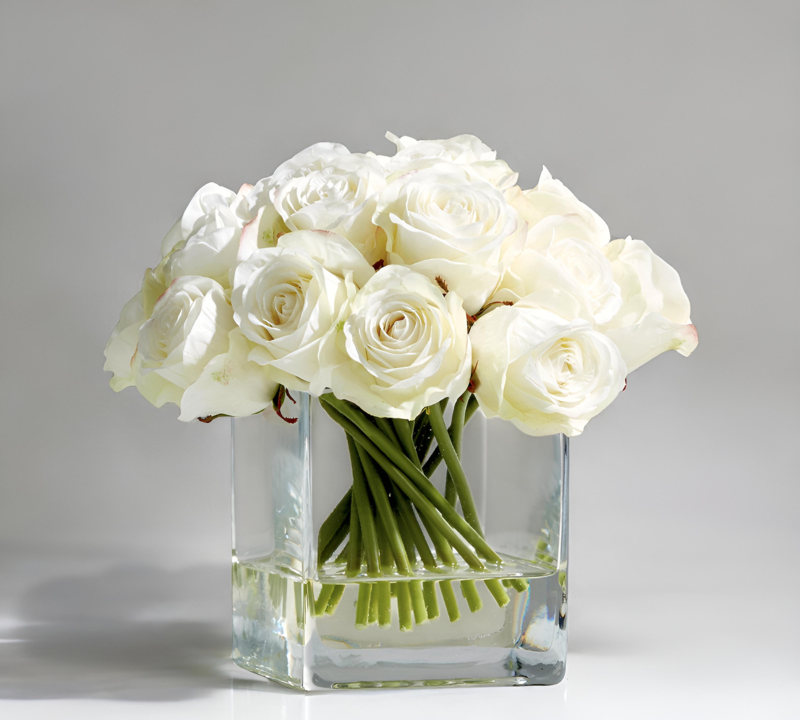 New Luxury Decorative Floral Arrangement with White Roses