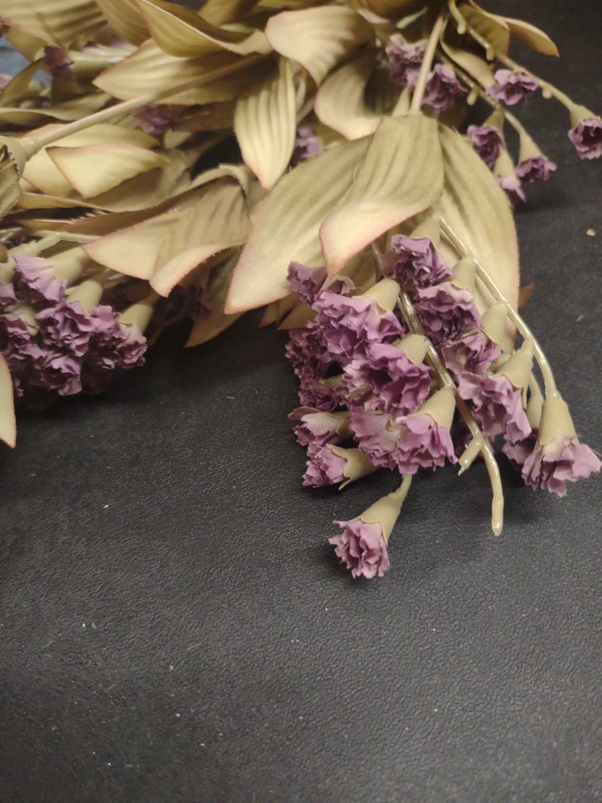 18″ Dried-Look Silk Statice Bush 11 Stems Medium Purple, Papery Dry Fall Foliage