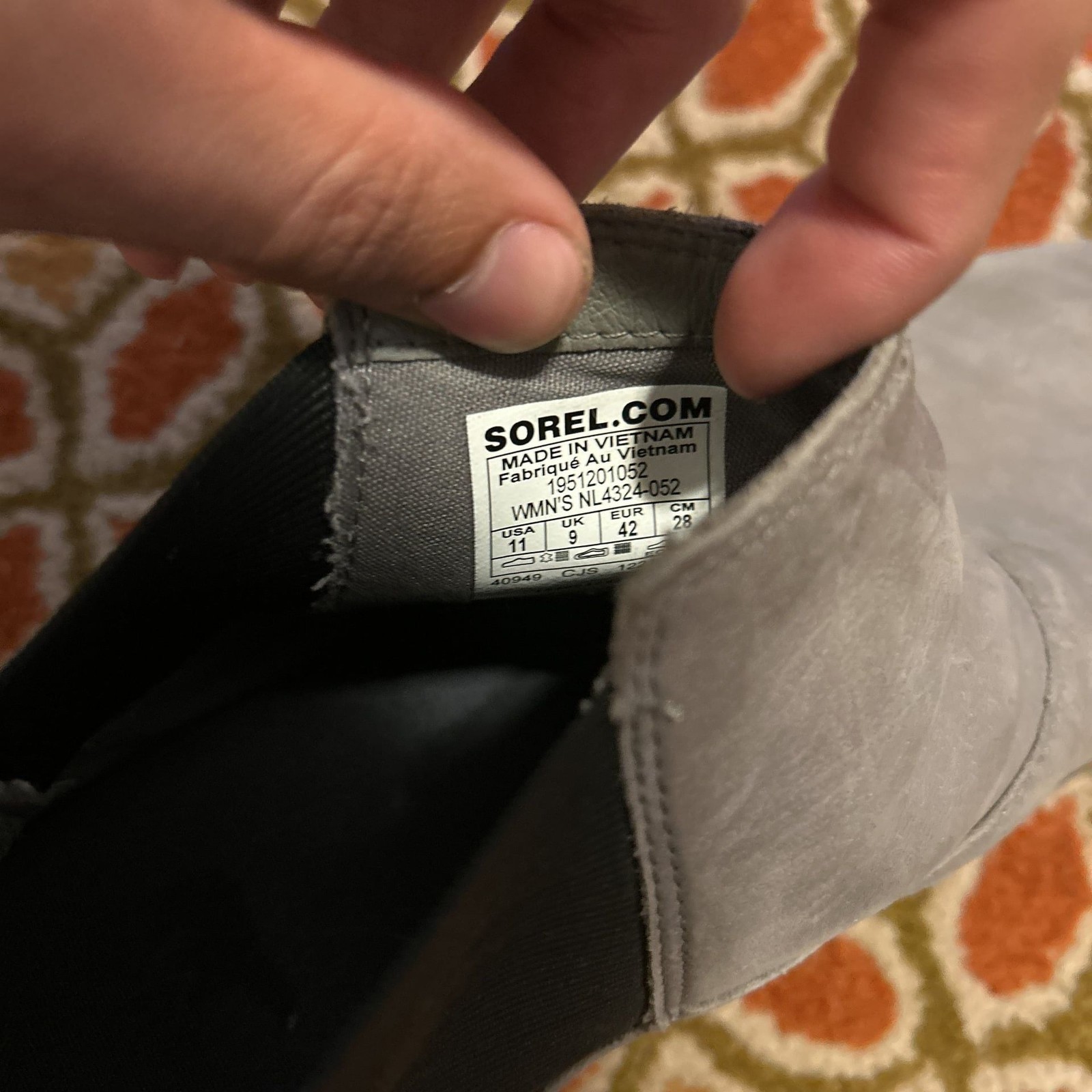 Sorel Gray Emelie II Waterproof Chelsea Boot Women Size 11