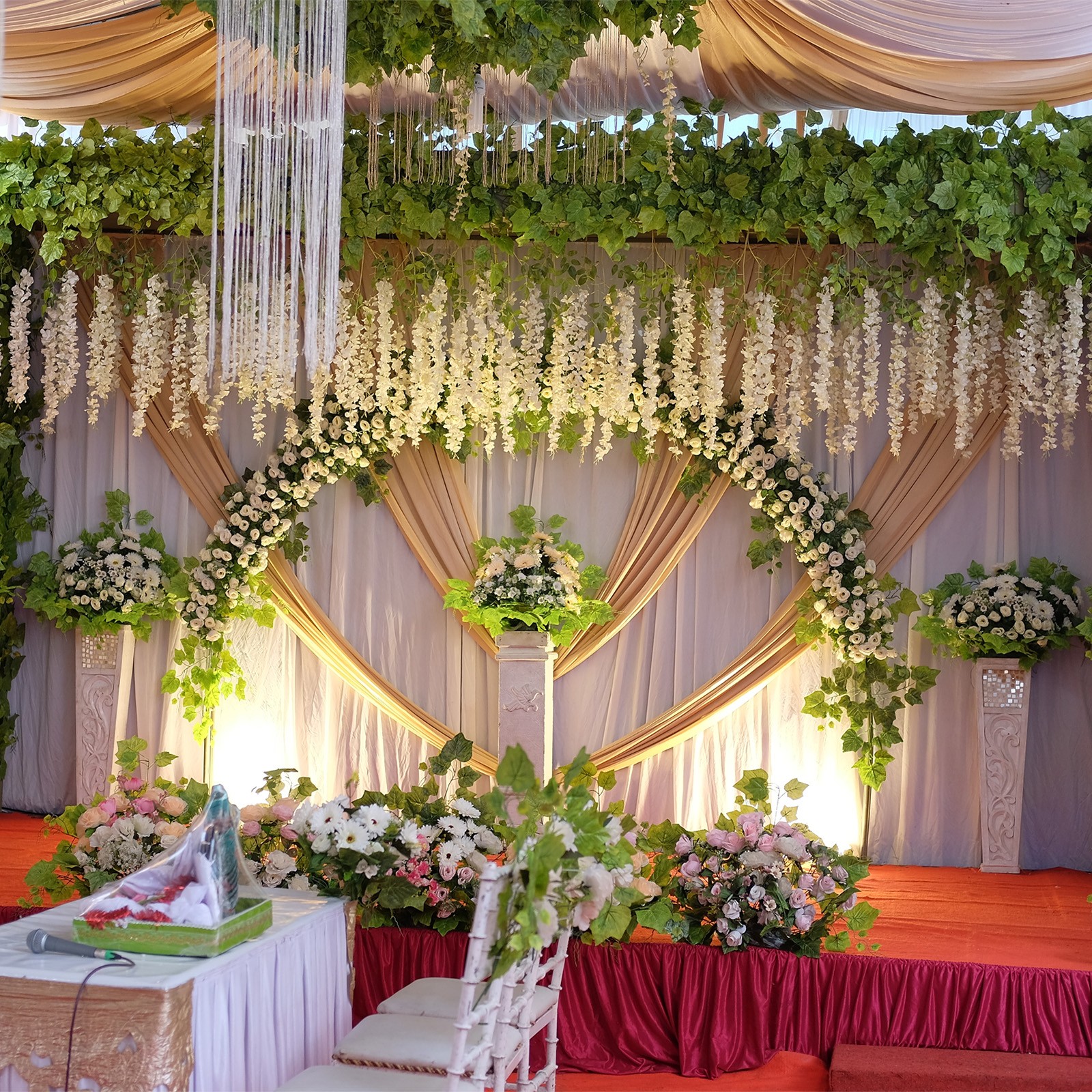 Fake Hanging Vine Flower Artificial Silk Flowers 39.4 Inch 4pcs Brown